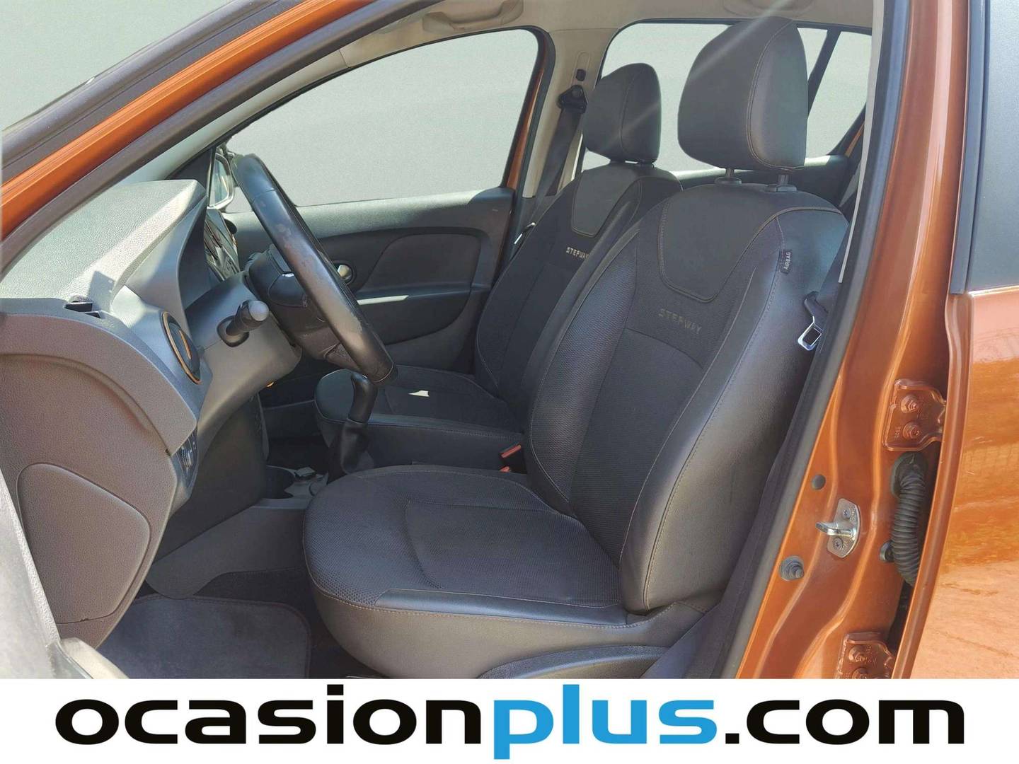 Foto asientos delanteros Dacia Sandero Dacia Sandero Serie Limitada Trotamundos TCe (90 CV)