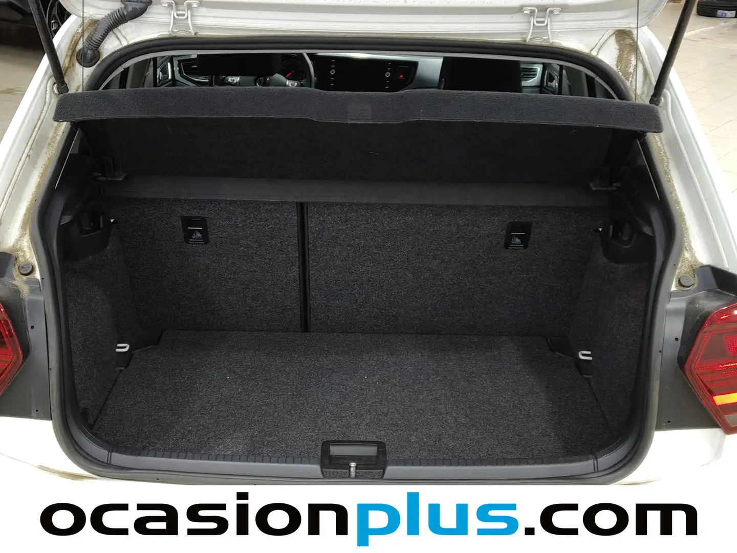 Foto Volkswagen Polo Volkswagen Polo United 1.0 TSI (110 CV)