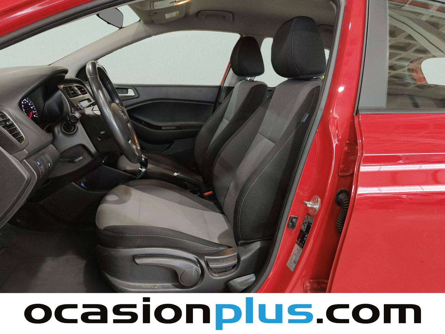Foto asientos delanteros Hyundai i20 Hyundai i20 1.2 MPI Essence LE (84 CV)