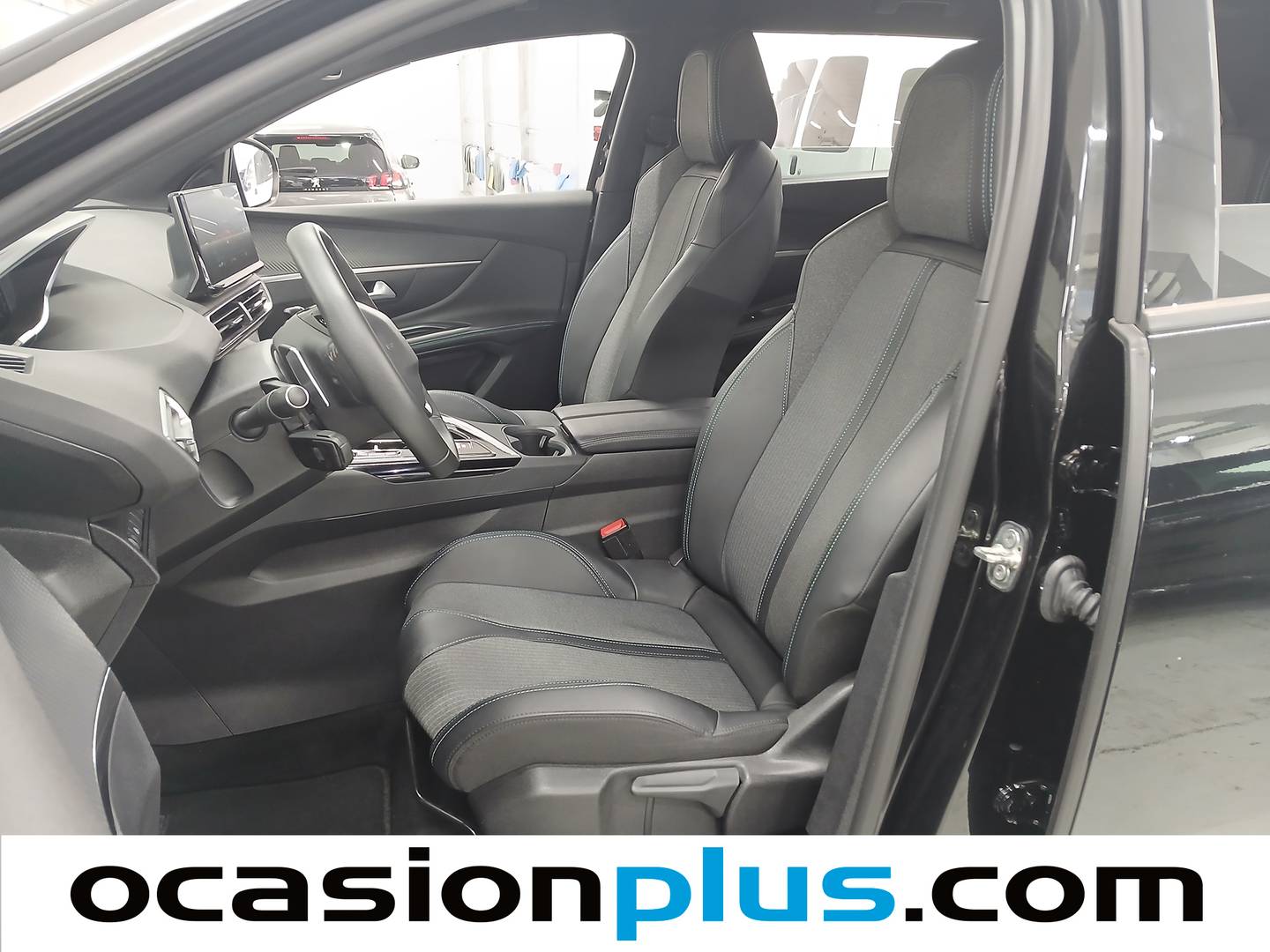 Foto asientos delanteros Peugeot 5008 Peugeot 5008 BlueHDI 130 S&S Allure Pack EAT8 (130 CV) 7 Plazas