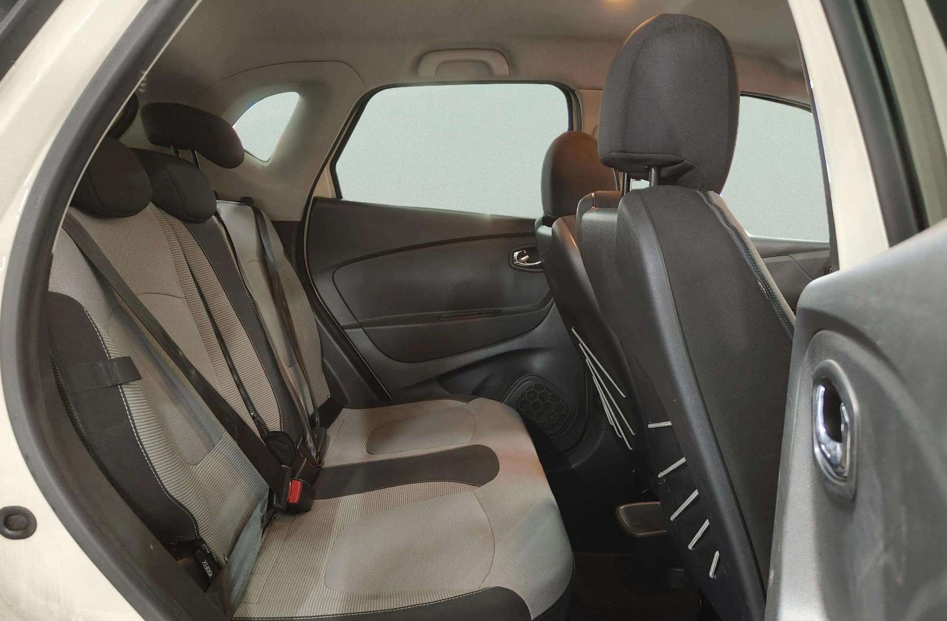 Renault Captur Zen Energy dCi Ecoleader - foto 15