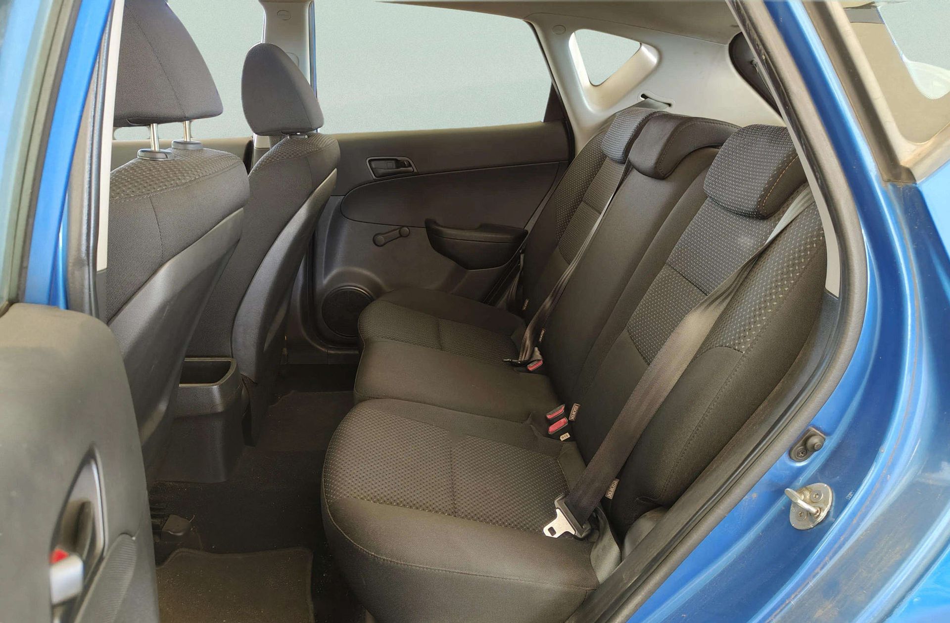 Hyundai i30 1.4 GL FDU Classic - foto 9