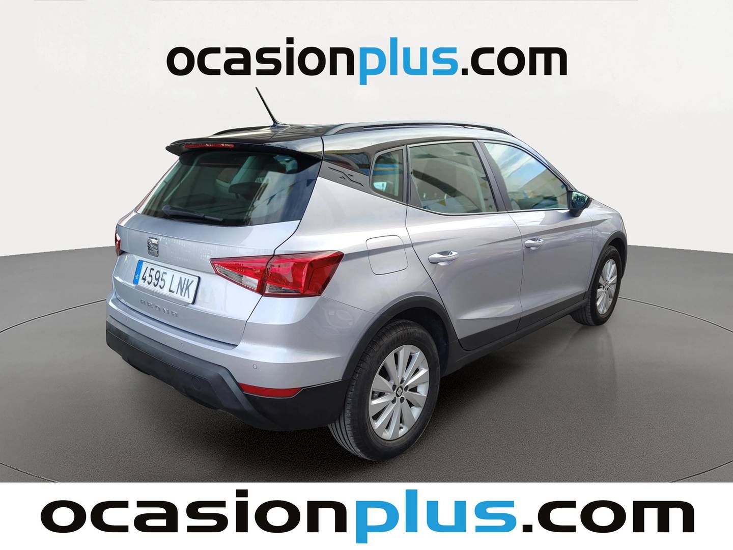 Foto trasera Seat Arona Seat Arona 1.0 TSI Style Go2 (110 CV) derecha