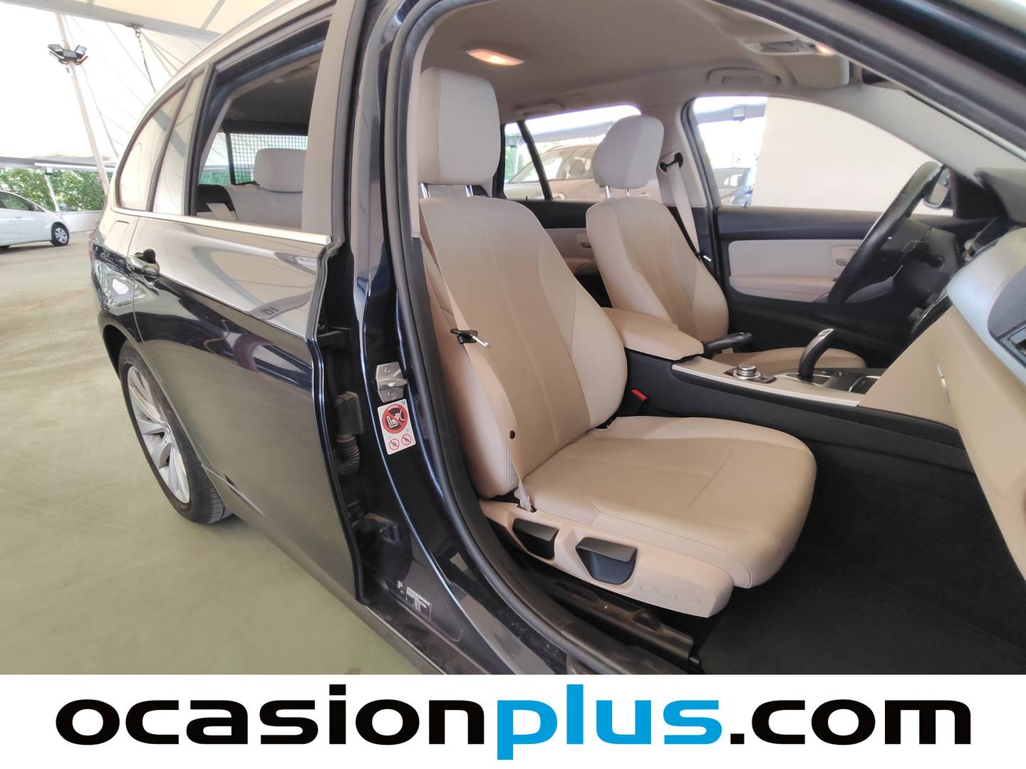 Foto BMW Serie 3 BMW Serie 3 318d Touring  (150 CV)