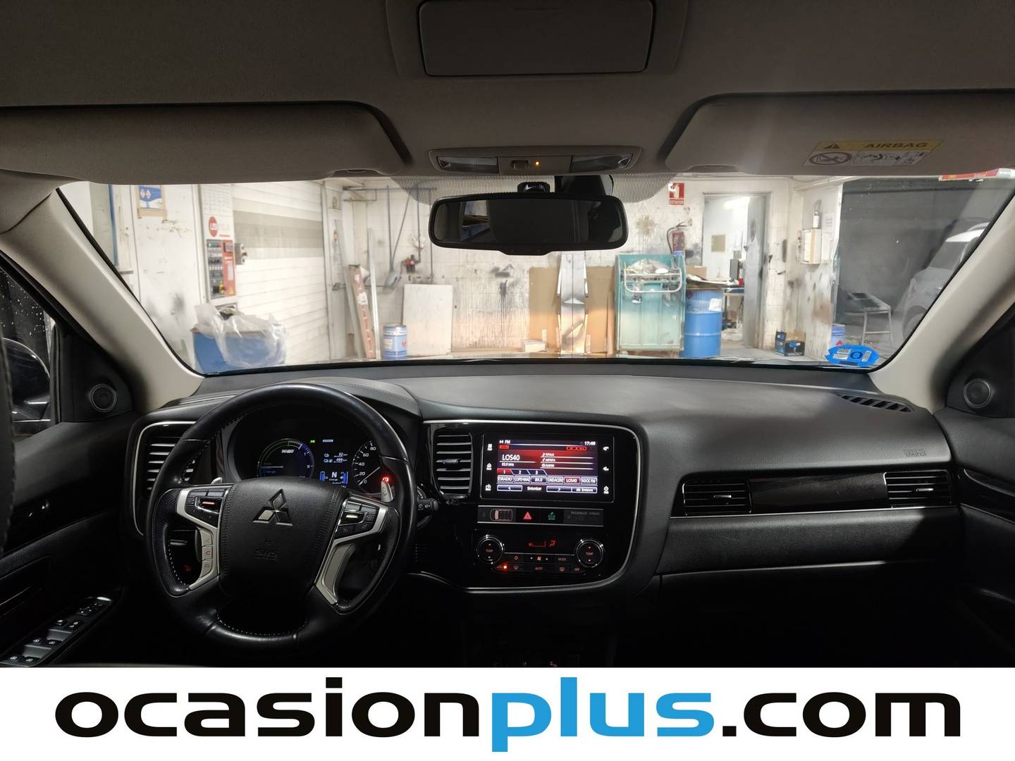 Foto Mitsubishi Outlander Mitsubishi Outlander 2.4 PHEV Motion 4WD Auto (224 CV)