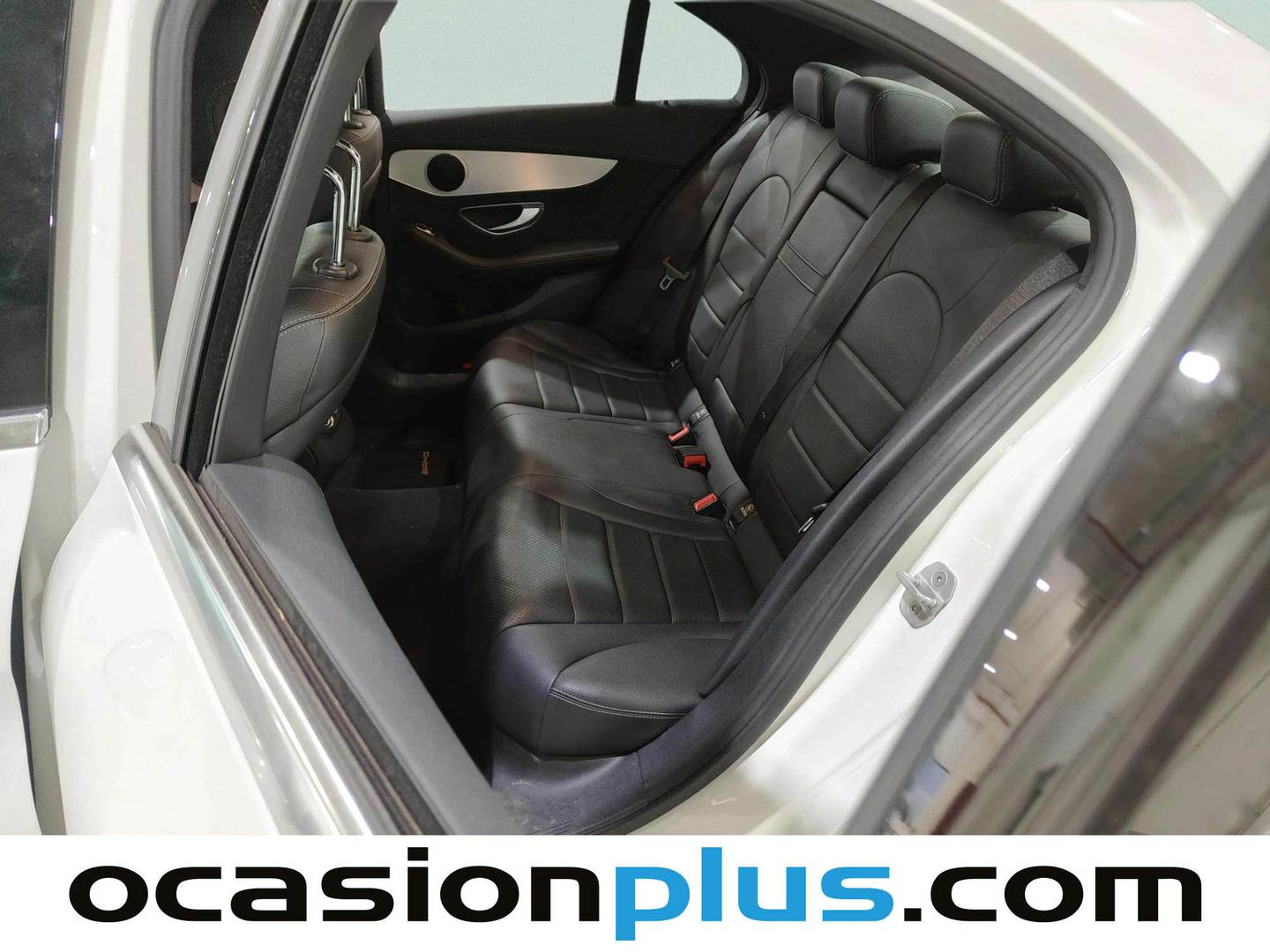 Foto asientos traseros Mercedes Clase C Mercedes Clase C 220 d (170 CV) Pack AMG