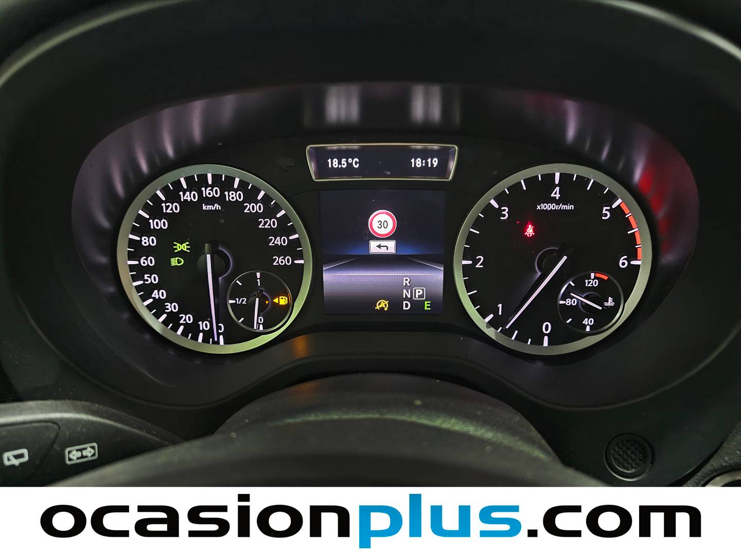 Foto Infiniti Q30 Infiniti Q30 2.2D Sport 7DCT (170 CV)