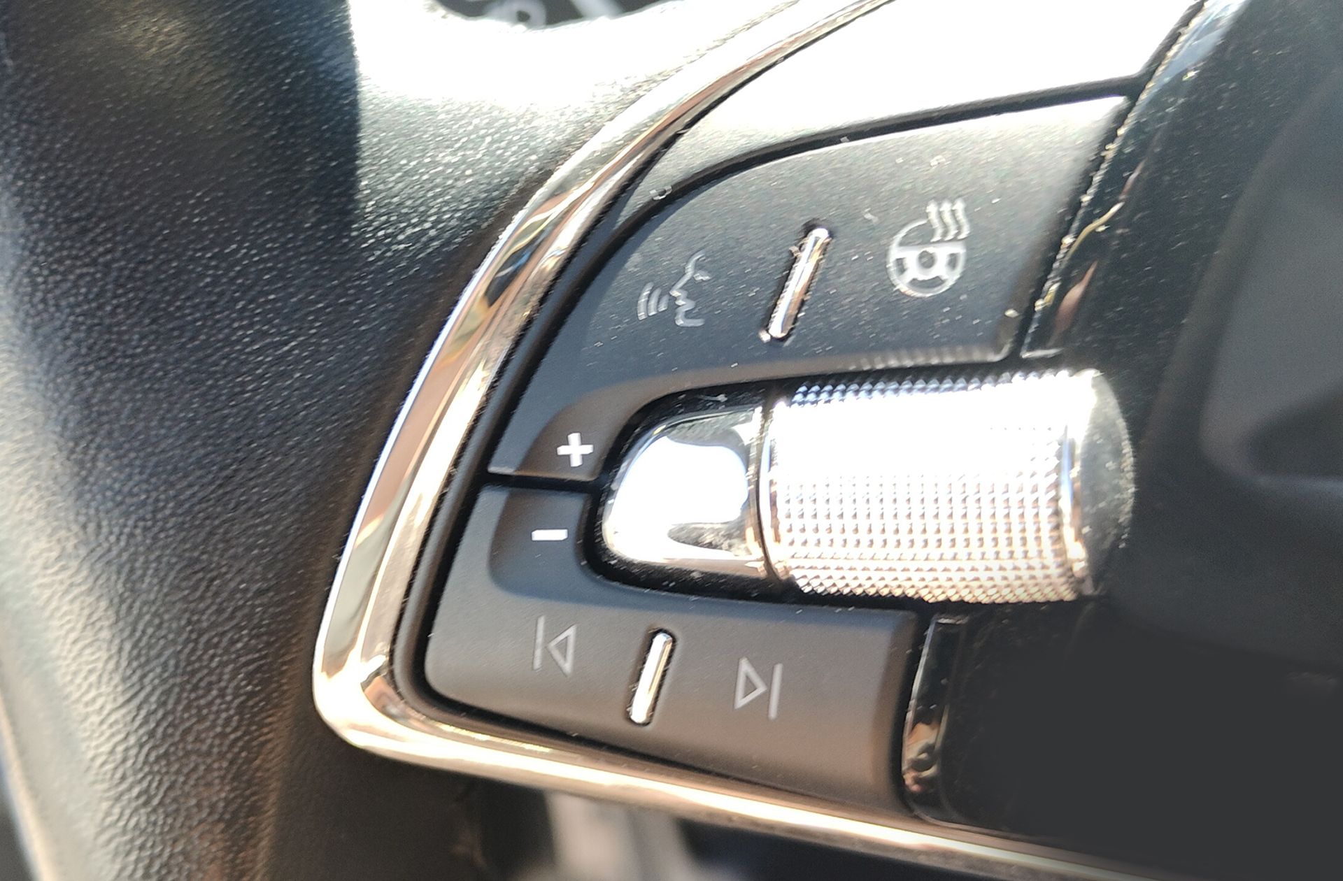 Škoda Kamiq 1.0 TSI Style DSG - foto 20