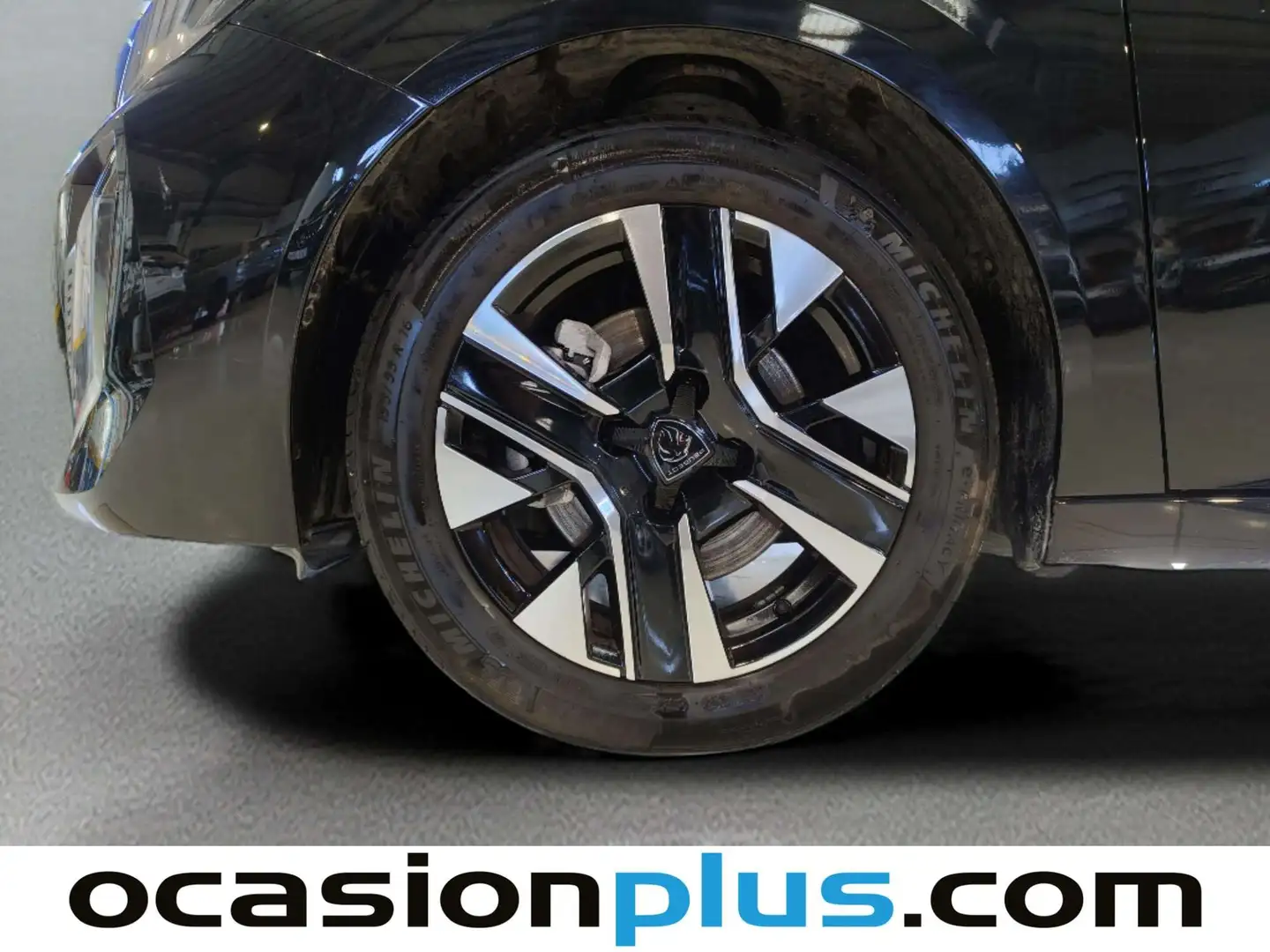 Foto Peugeot 208 Peugeot 208 PureTech 100 Allure (100 CV)