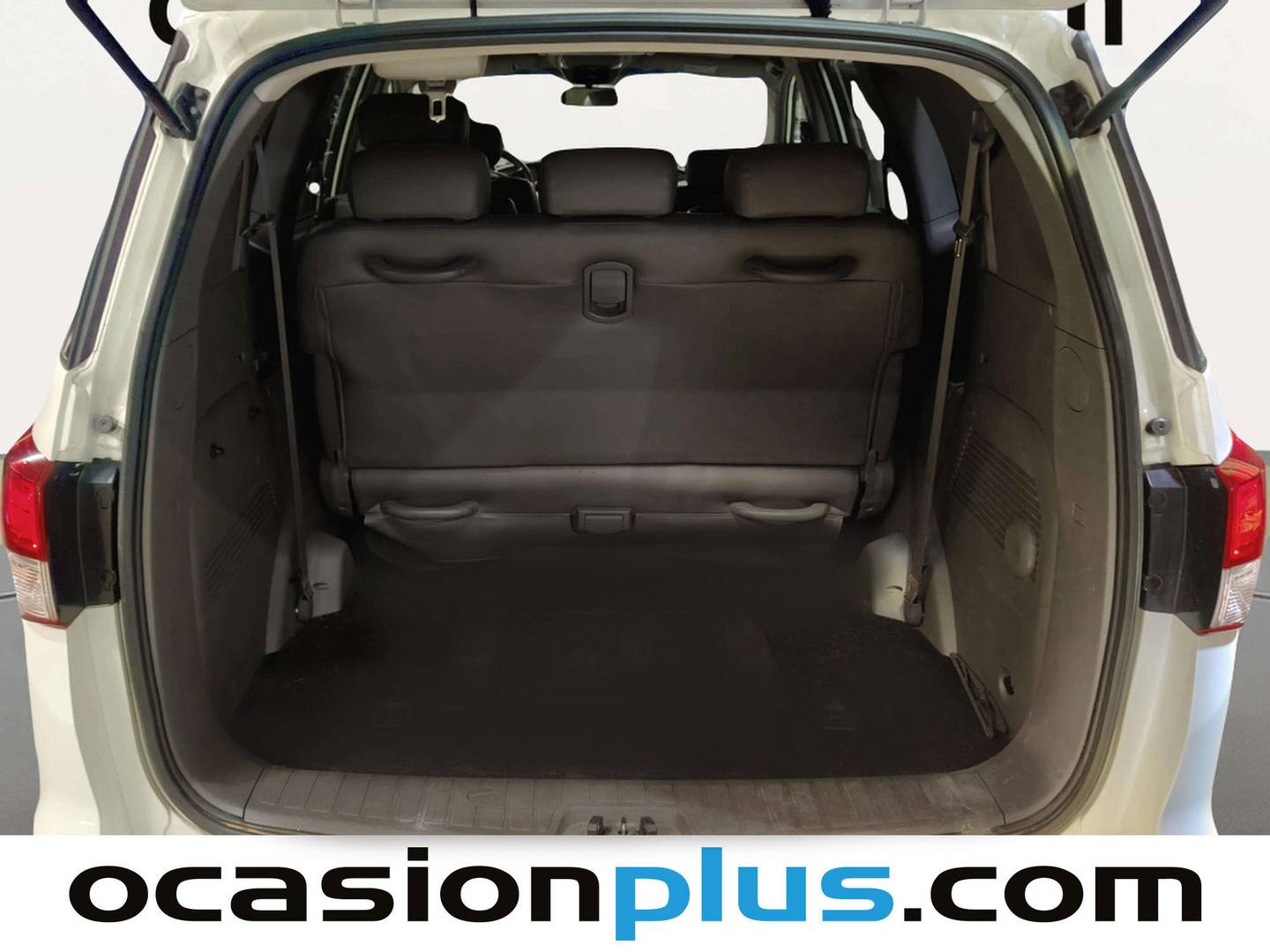 Foto SsangYong Rodius SsangYong Rodius D22T Limited Auto (178 CV) siete plazas