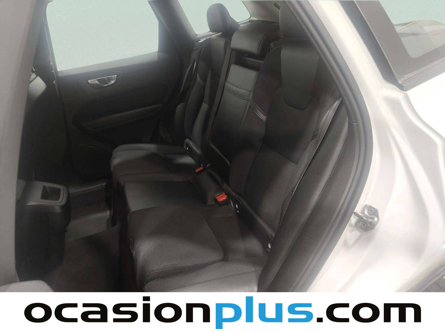 Foto asientos traseros Volvo XC60 Volvo XC60 D4 Momentum Auto (190 CV)