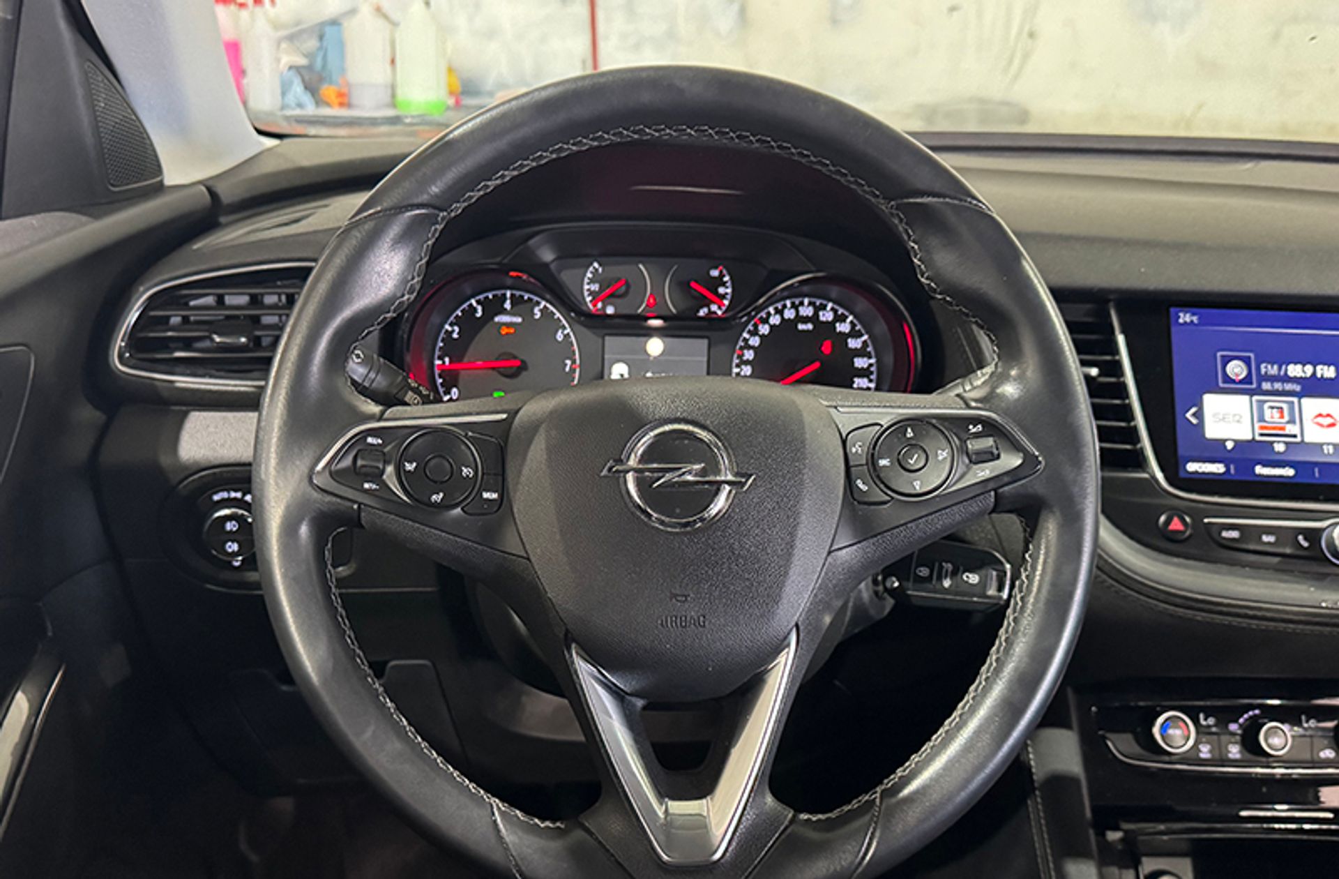 Opel Grandland 1.2 Turbo Selective - foto 21