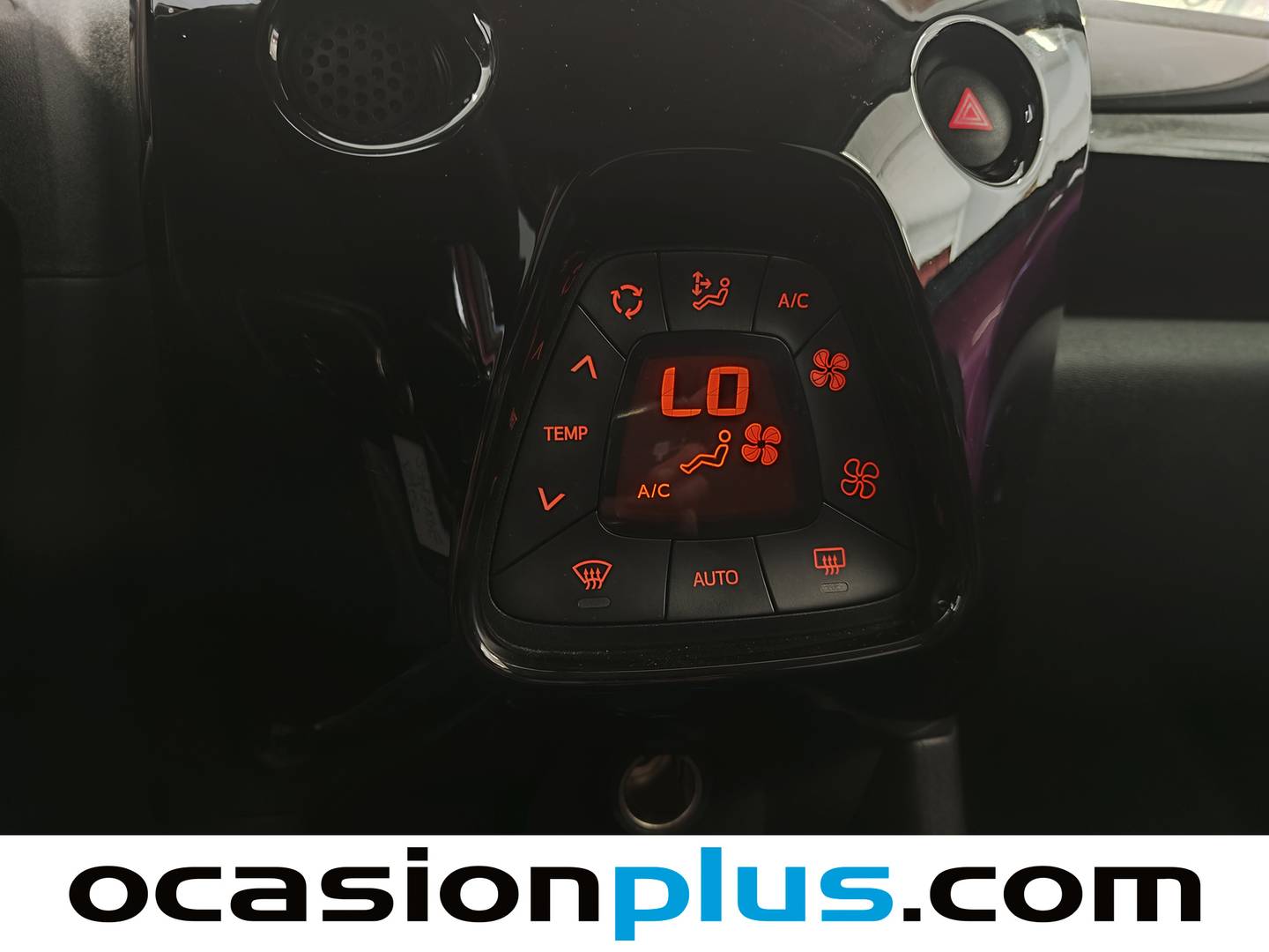 Equipamiento del Toyota Aygo Toyota Aygo 1.0 VVT-i x-play business (69 CV)