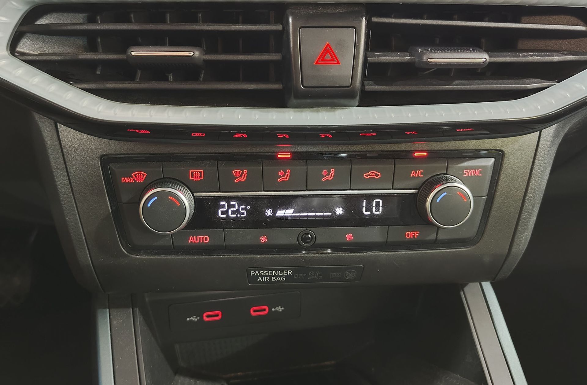 SEAT Arona 1.0 TSI Xperience Special Edition - foto 28