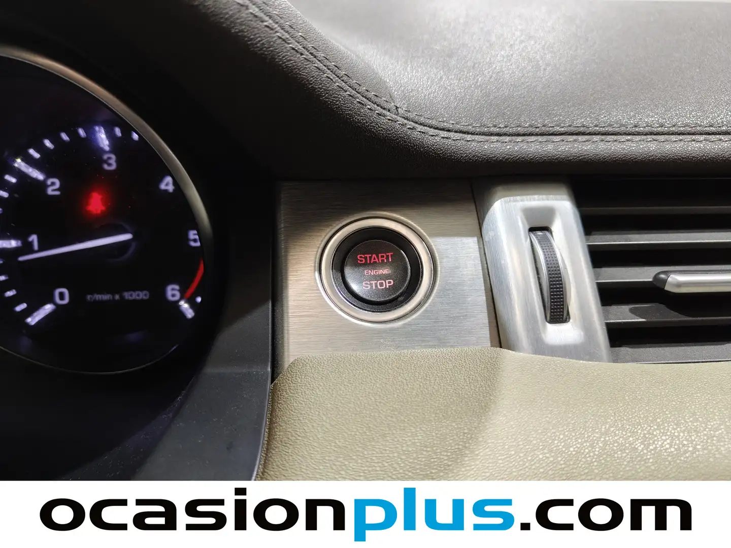 Foto Land Rover Range Rover Evoque Land Rover Range Rover Evoque 2.2L eD4 Pure Tech 4x2 (150 CV)