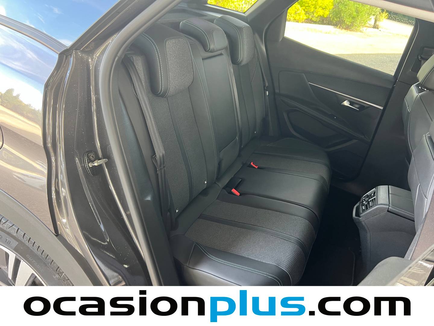 Foto Peugeot 3008 Peugeot 3008 BlueHDI 130 S&S Allure EAT8  (130 CV)