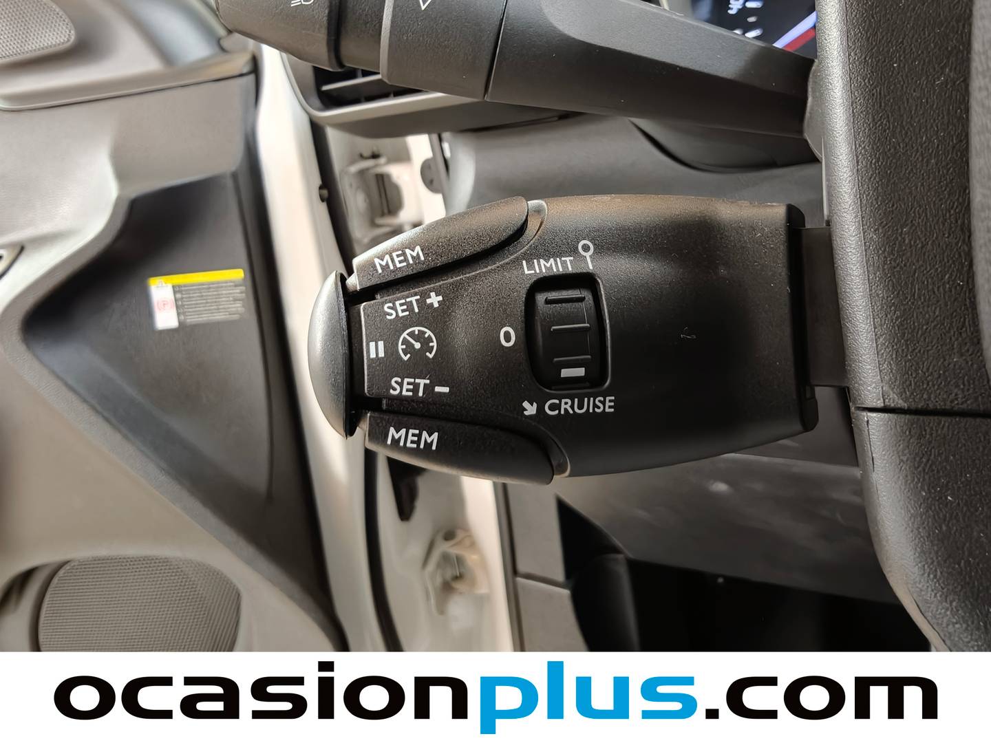 Citroën Berlingo Citroën Berlingo BlueHDi 100 S&S Talla M Shine Pack XTR (102 CV) al mejor precio