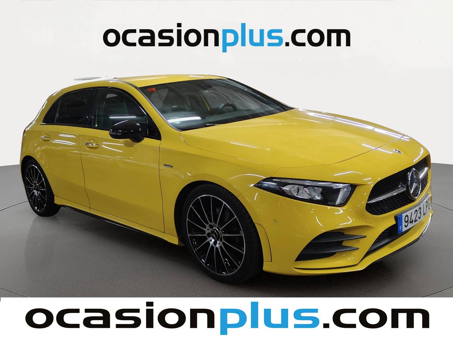 Foto delantera Mercedes Clase A Mercedes Clase A 180 d (116 CV) Pack AMG derecha