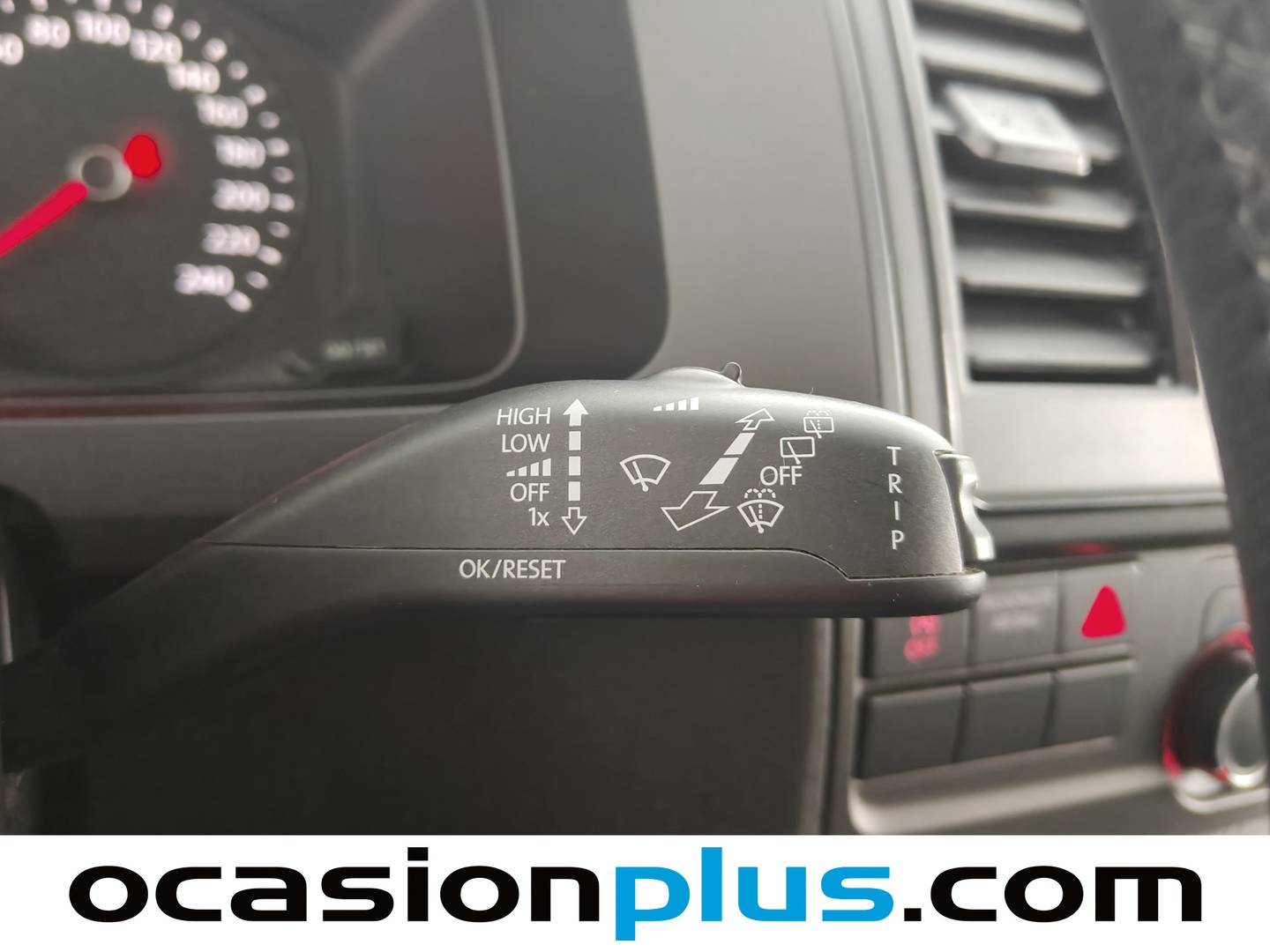 Volkswagen Caravelle Volkswagen Caravelle Trendline Batalla Corta 2.0 TDI BMT Camperizada (102 CV) 2016