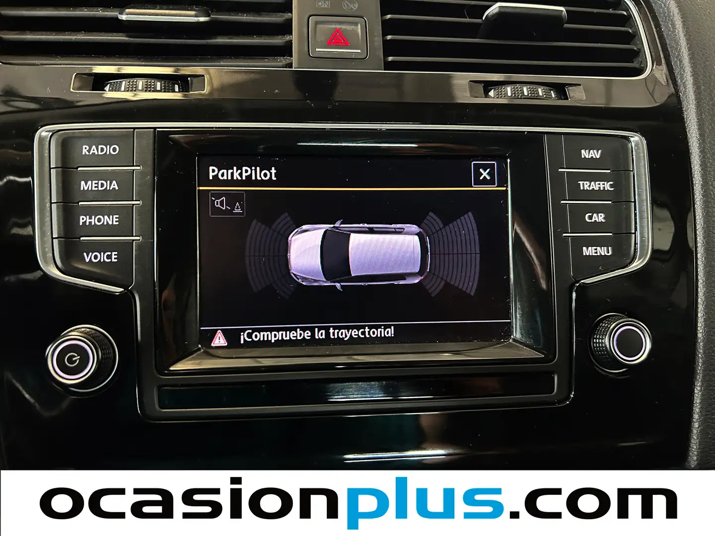 Foto Volkswagen Golf Volkswagen Golf Sport 1.4 TSI BMT 140 ACT Tech (140 CV) DSG Pack R-Line