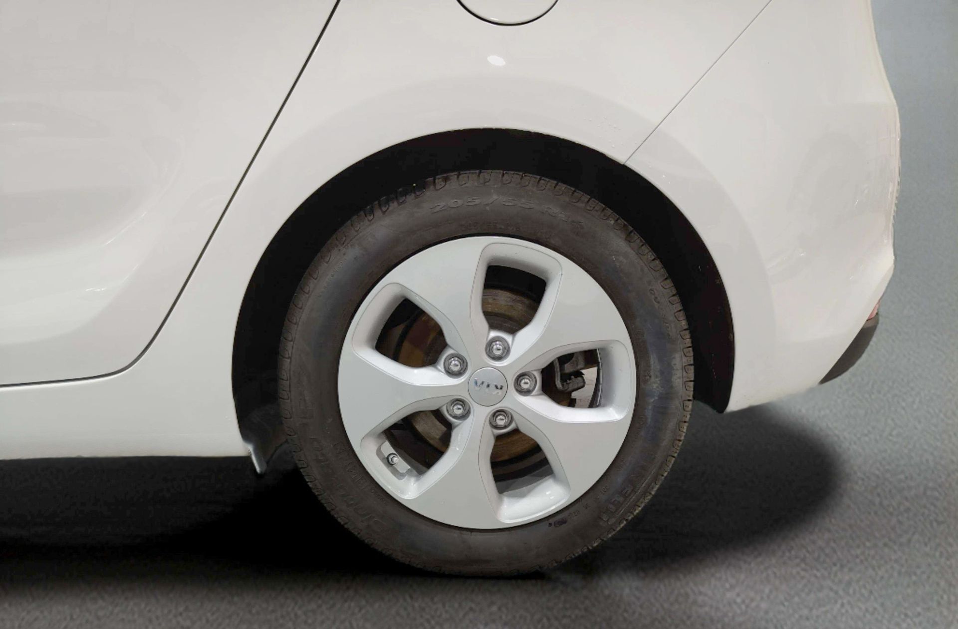 Kia Carens 1.6 GDi Drive - foto 37