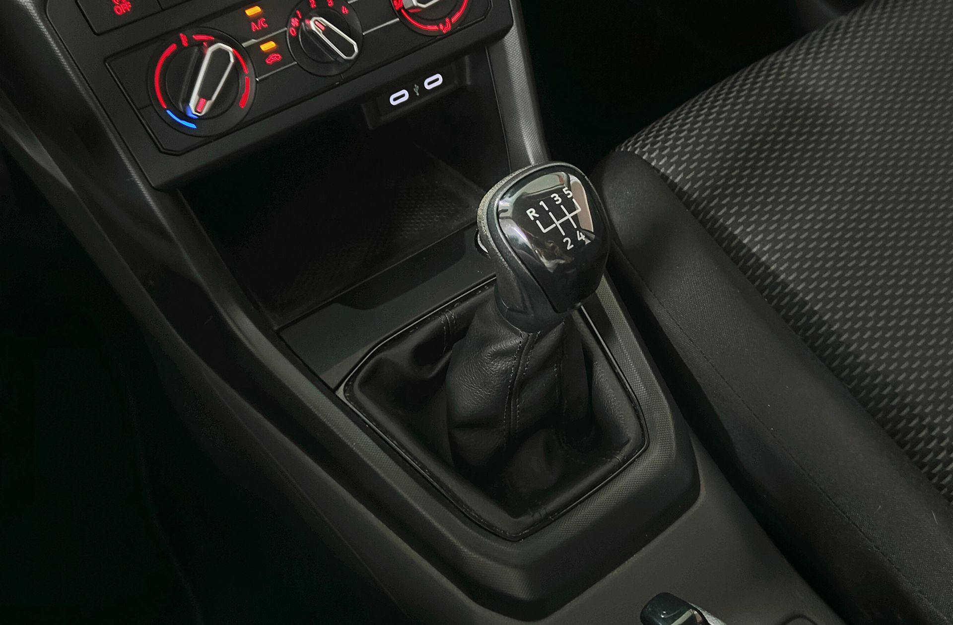 Volkswagen T-Cross Edition 1.0 TSI - foto 5