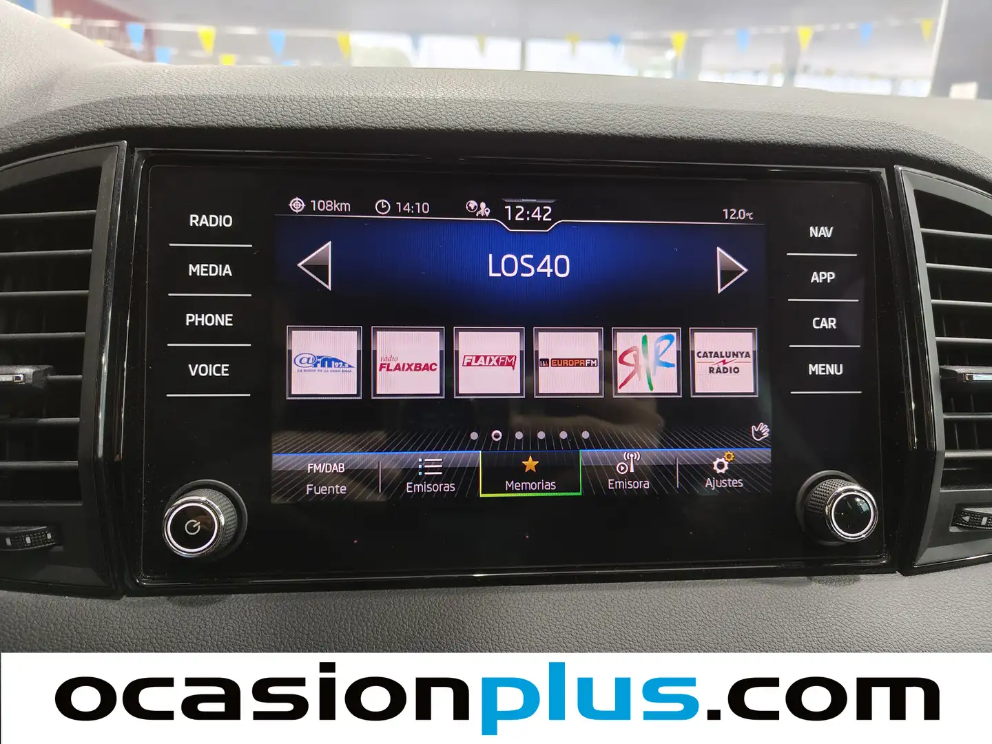 Foto Skoda Karoq Skoda Karoq 1.5 TSI ACT Sportline DSG (150 CV)