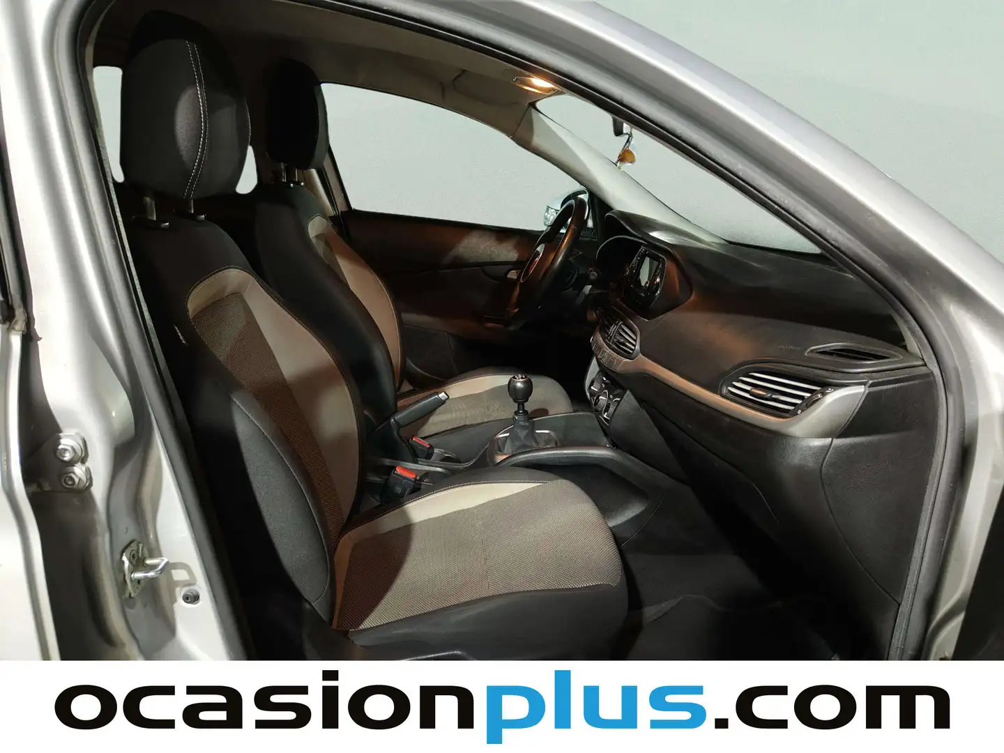 Foto Fiat Tipo Fiat Tipo Sedan Sedan 1.4 16v Easy (95 CV)