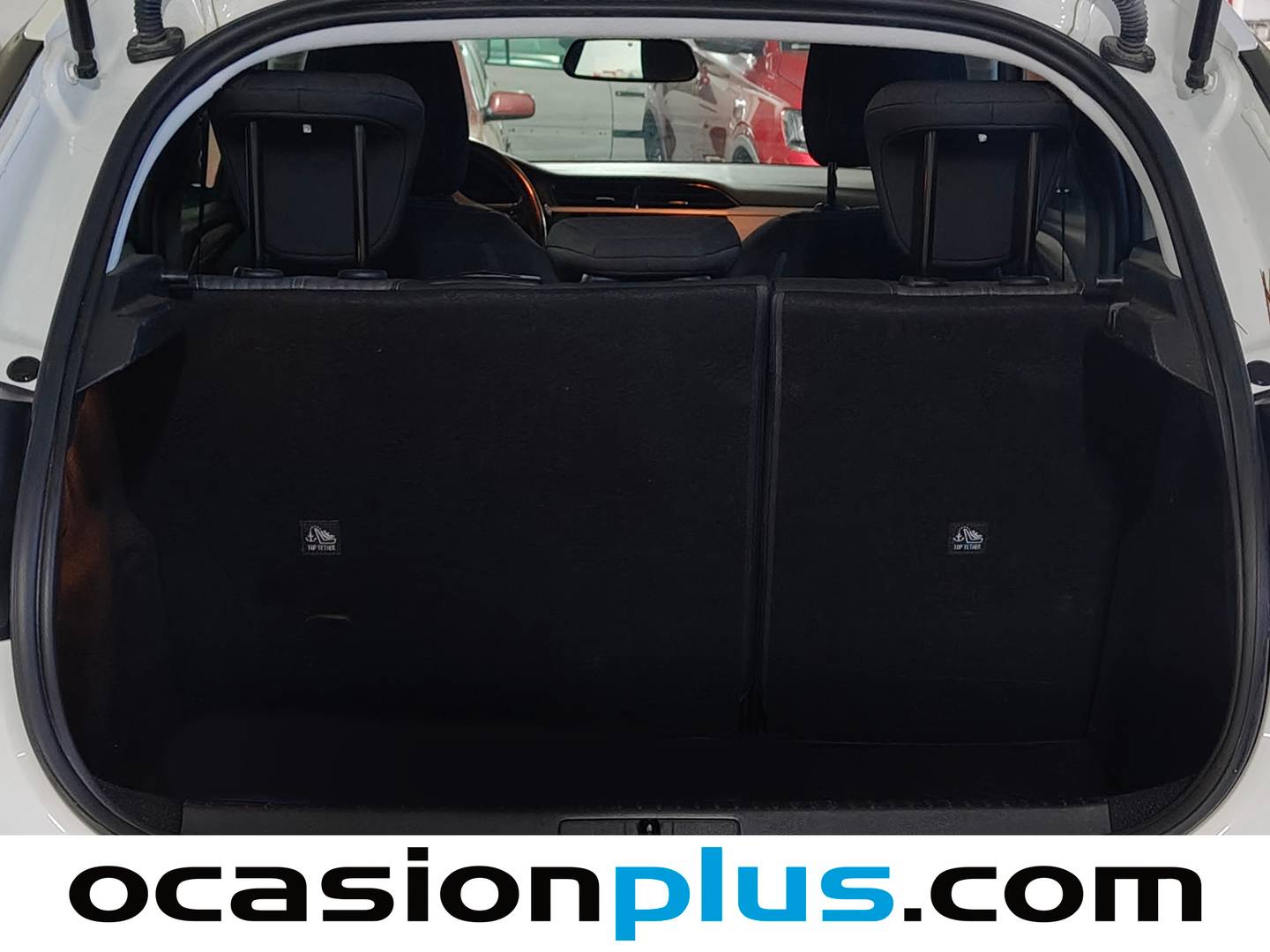 Fotos maletero Opel Corsa Opel Corsa 1.2 XEL Edition (75 CV)