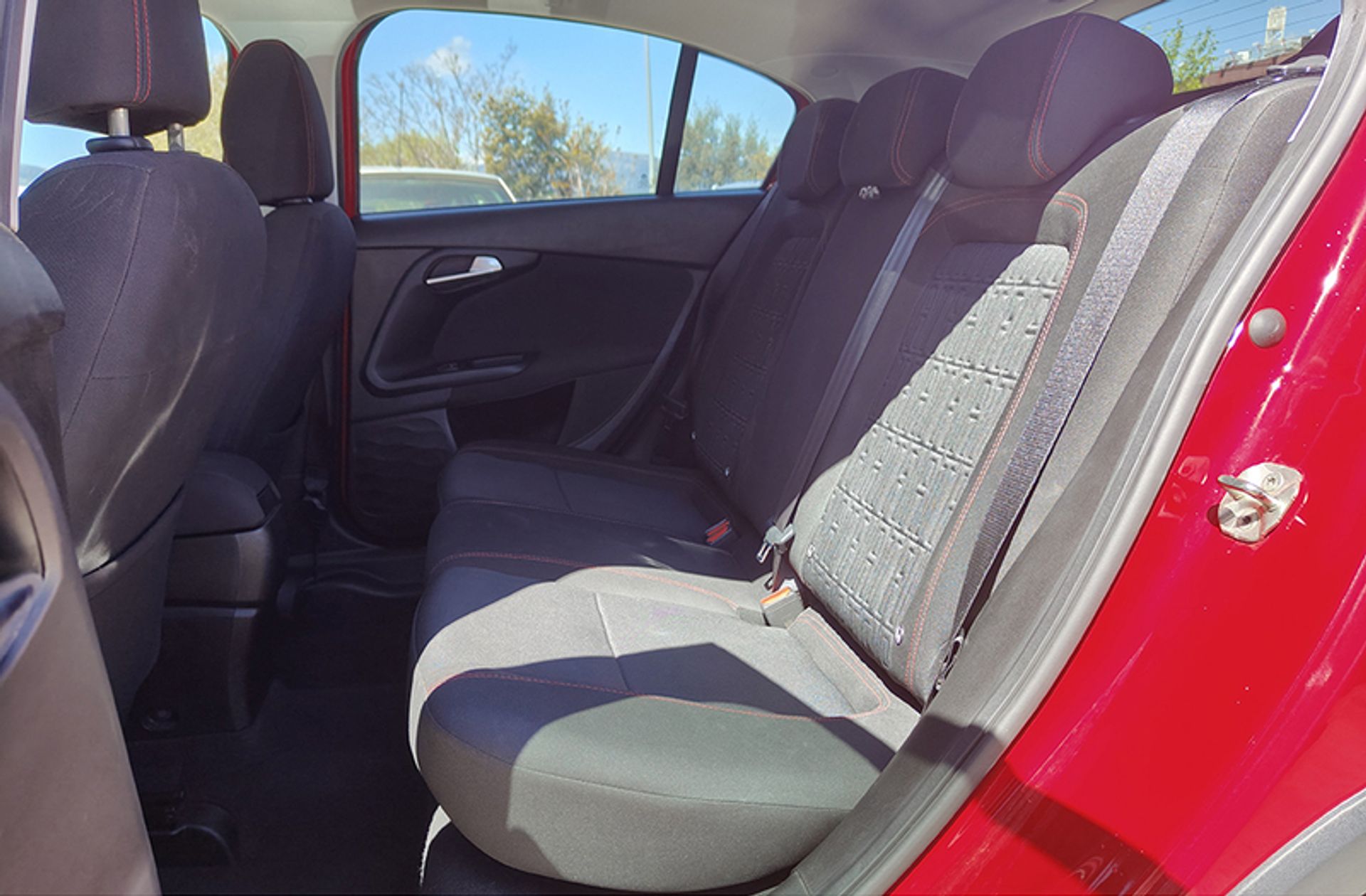 Fiat Tipo 1.5 Hybrid Red DCT - foto 10