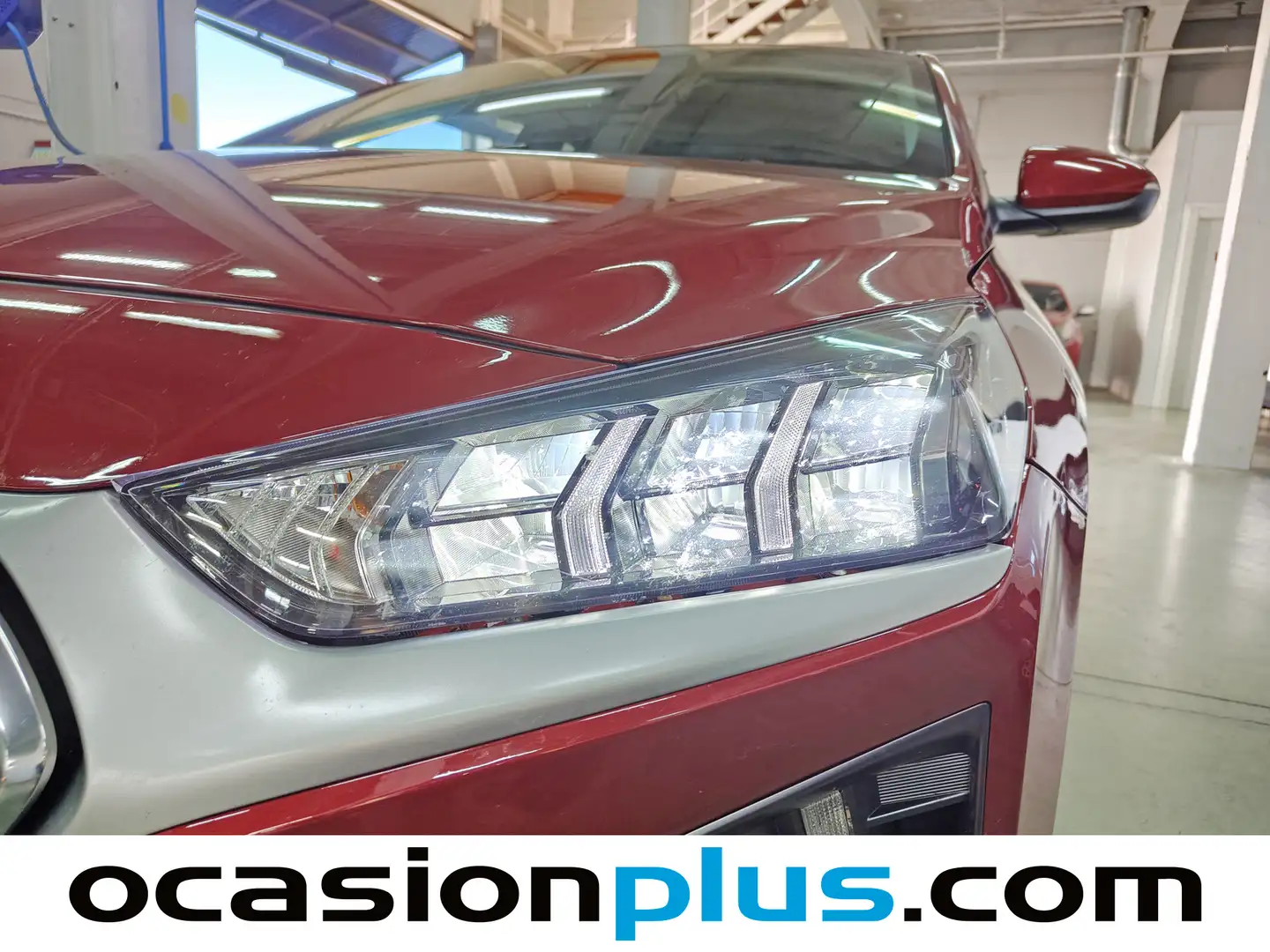 Foto Hyundai IONIQ Hyundai Ioniq 1.6 GDI HEV Tecno DCT (141 CV)