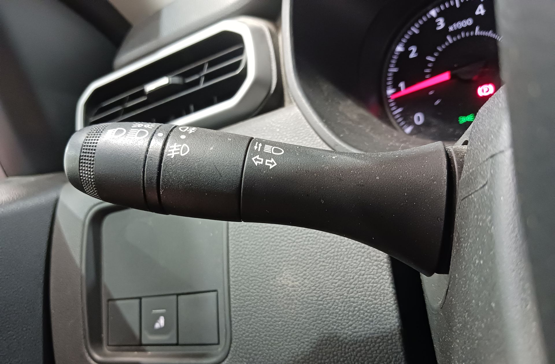 Dacia Duster Journey Go TCe 4x2 - foto 22