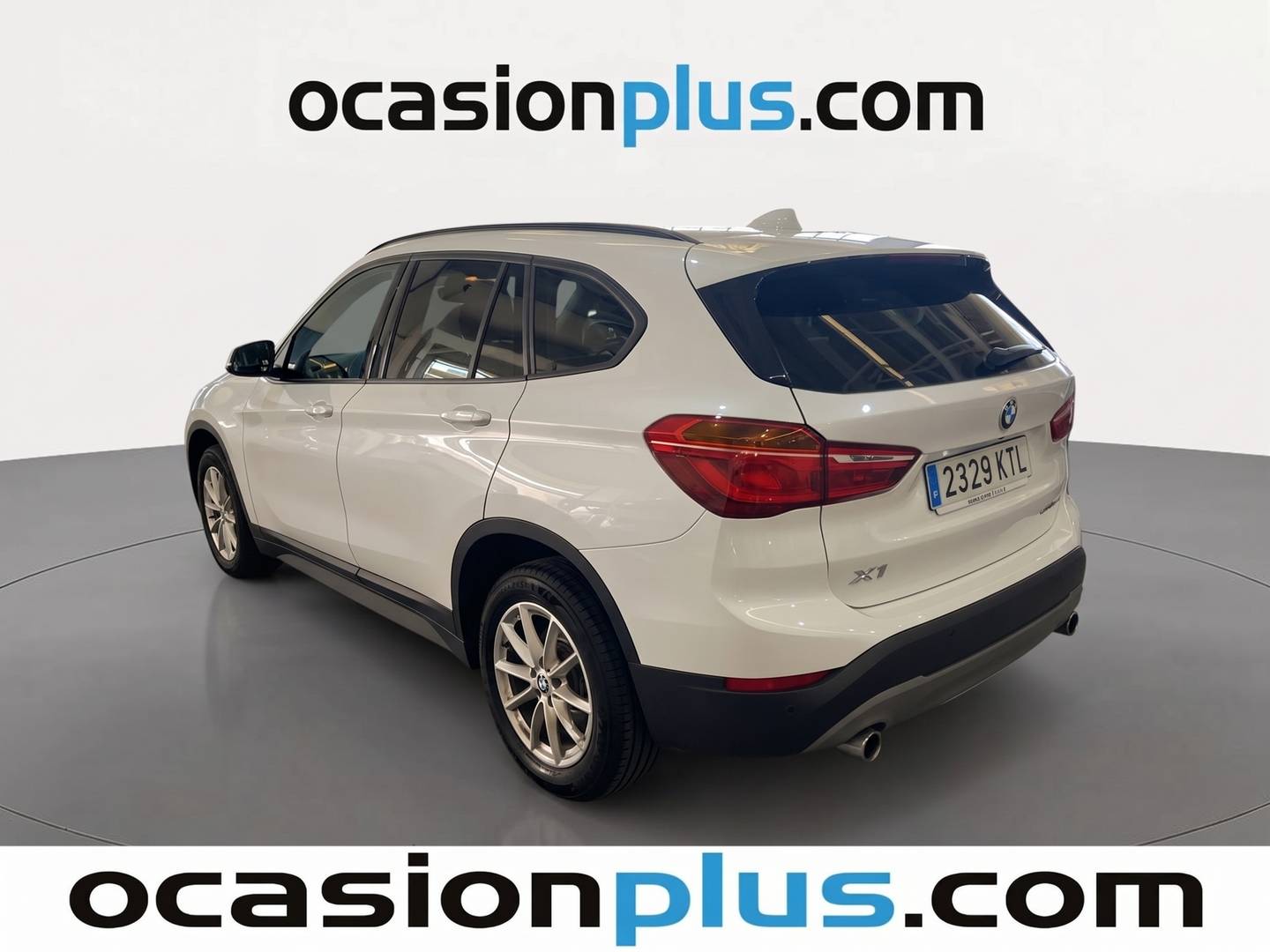 Foto trasera BMW X1 BMW X1 sDrive18d (150 CV) izquierda