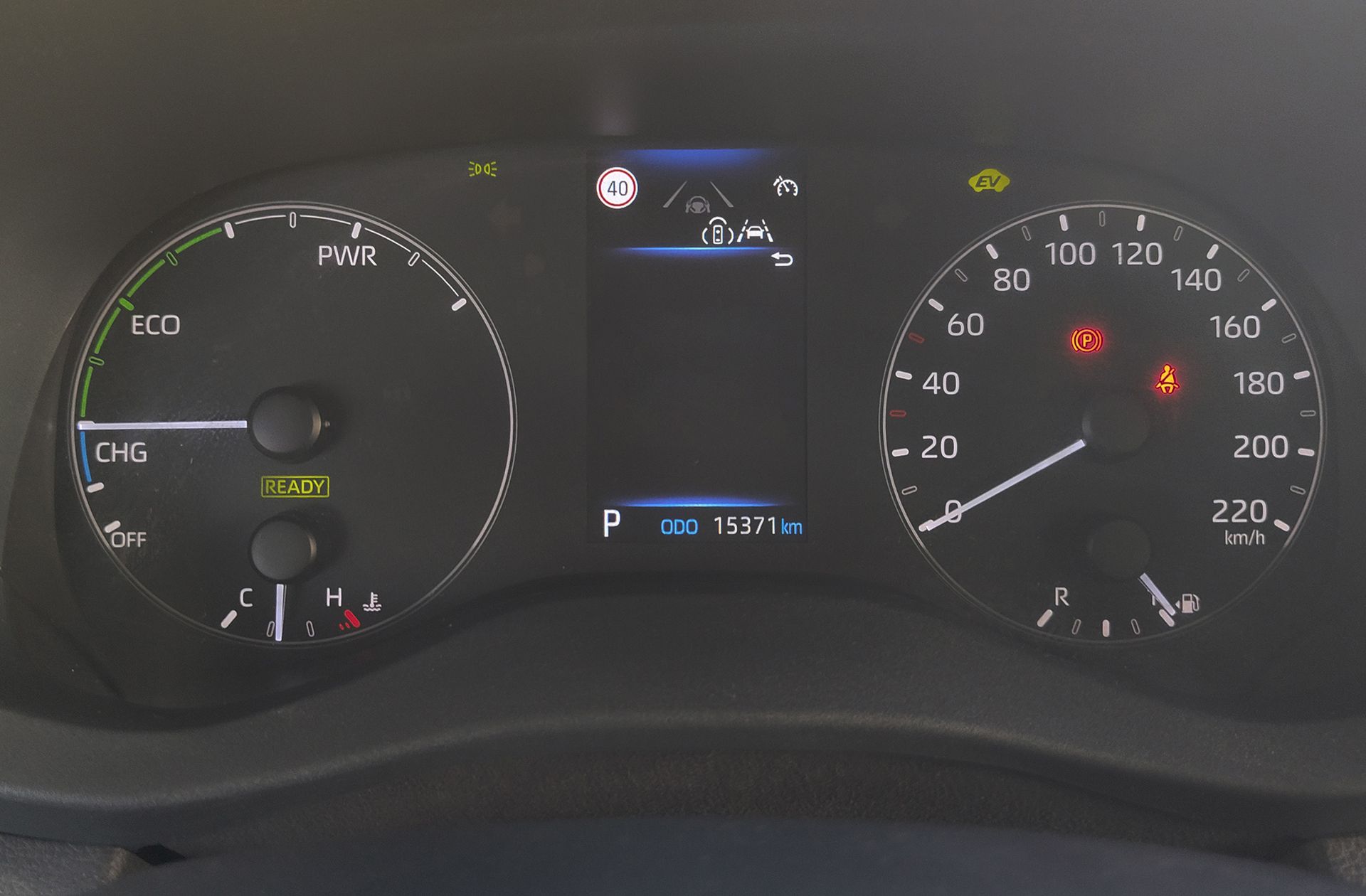 Toyota Yaris 120H Active Plus - foto 18