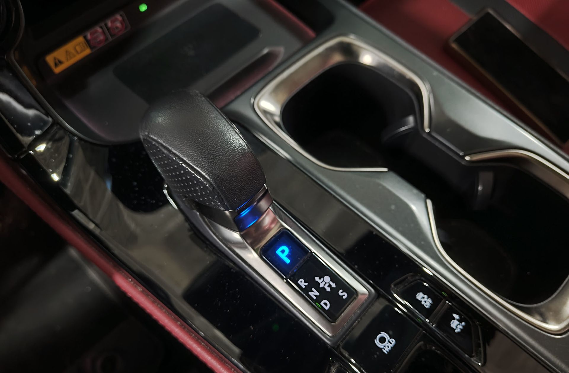 Lexus NX 350h F Sport 4WD - foto 6