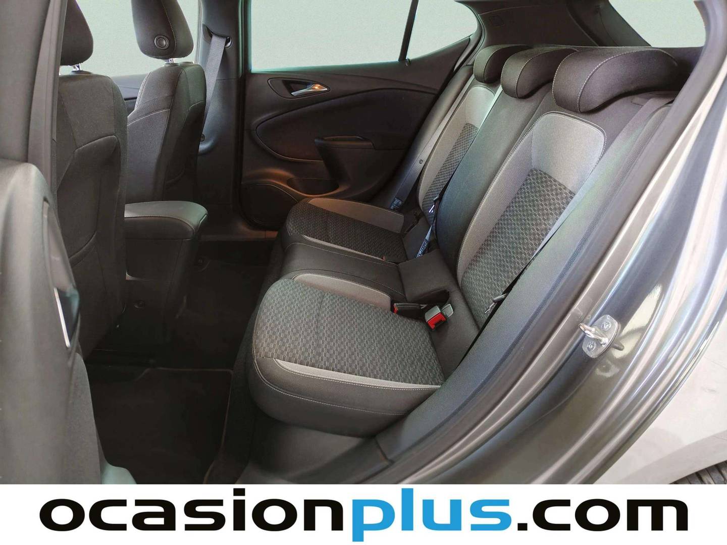 Foto asientos traseros Opel Astra Opel Astra 1.2 Turbo SHL GS Line (110 CV)