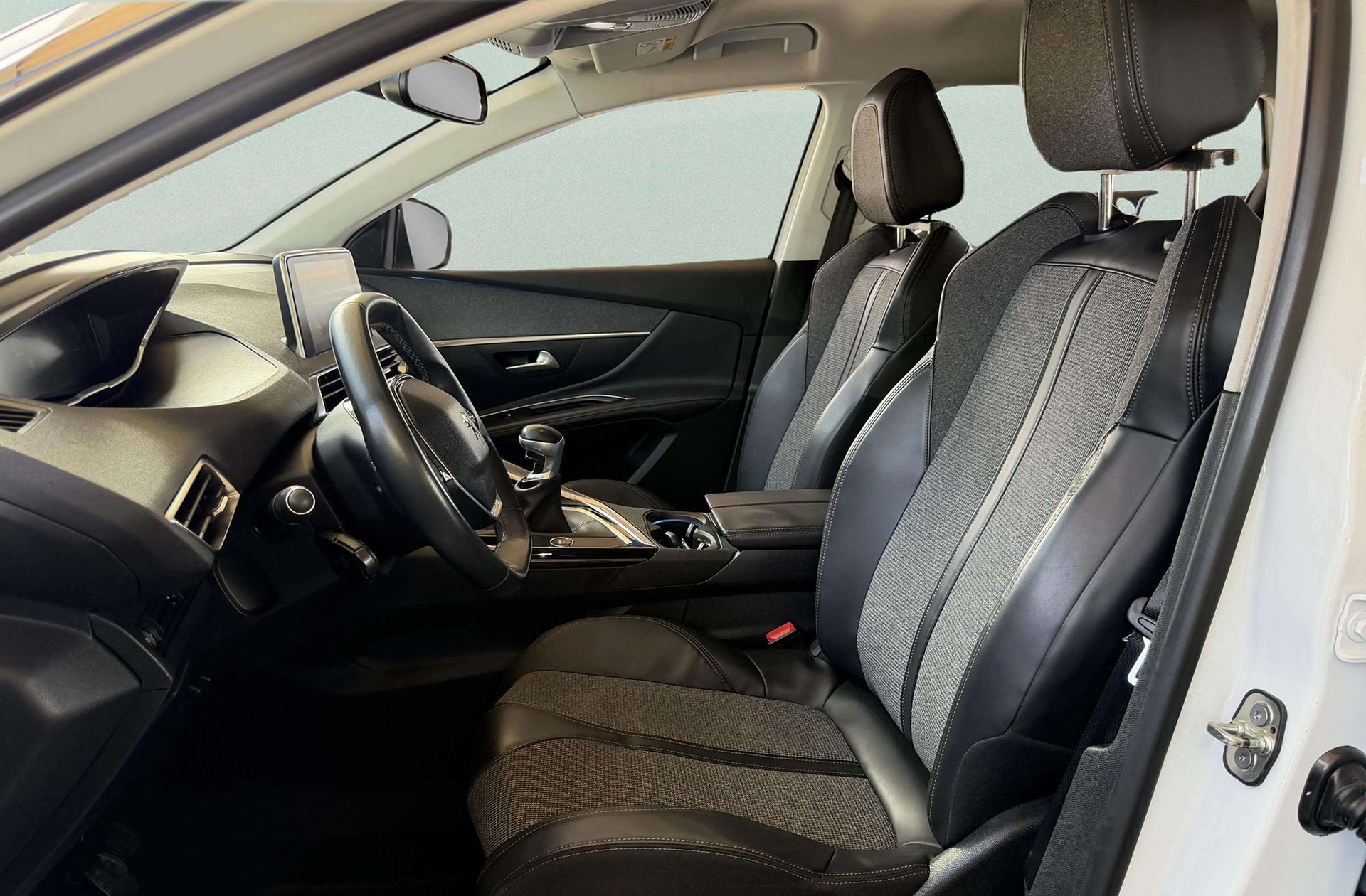 Peugeot 5008 PureTech 130 Allure 7 plazas - foto 14