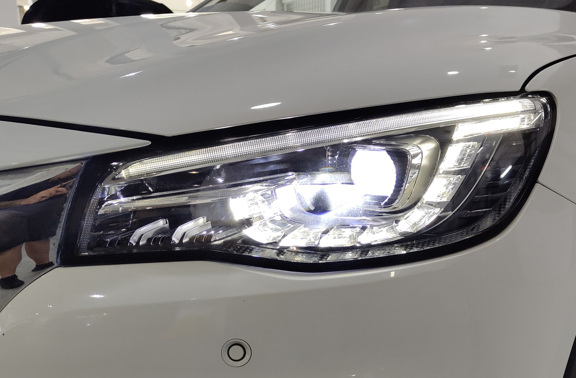MG eHS 1.5 T-GDi PHEV Luxury - foto 16