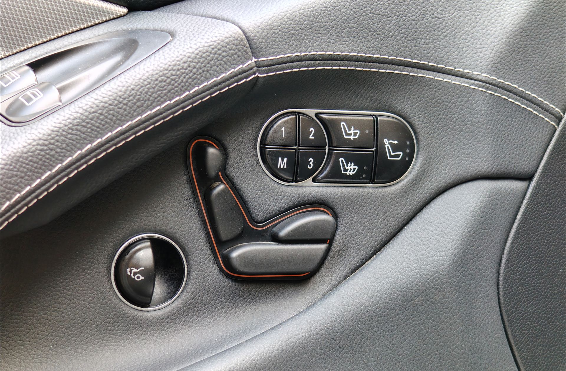 Mercedes-Benz SL 350 - foto 8