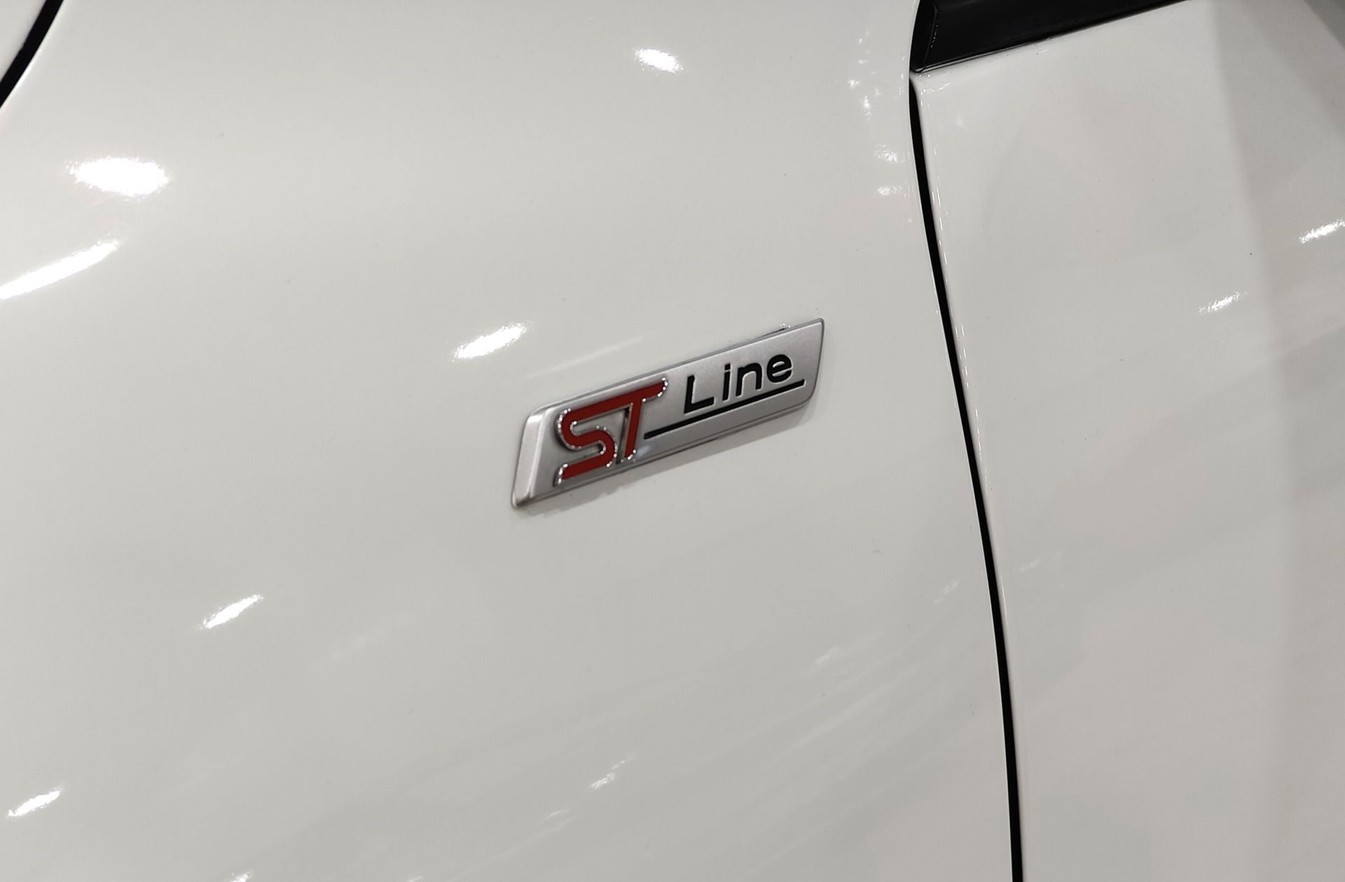 Ford Kuga 1.5 EcoBlue ST-Line - foto 5