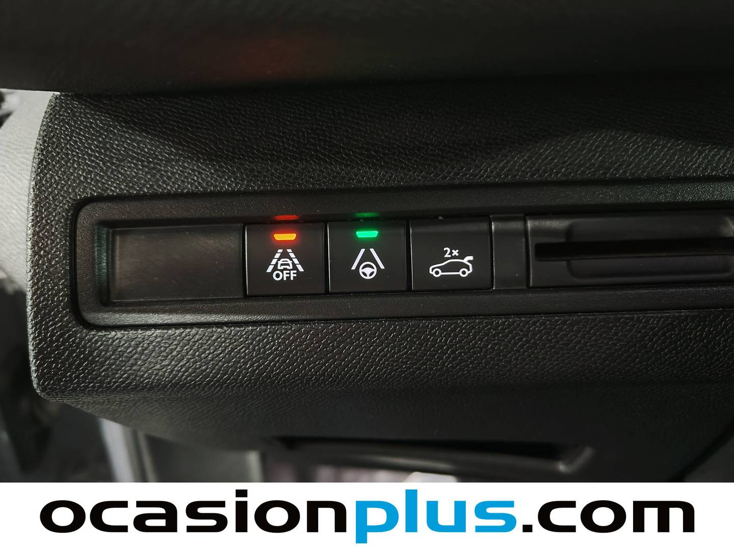 Foto Peugeot 3008 Peugeot 3008 PureTech 130 S&S GT EAT8 (130 CV)