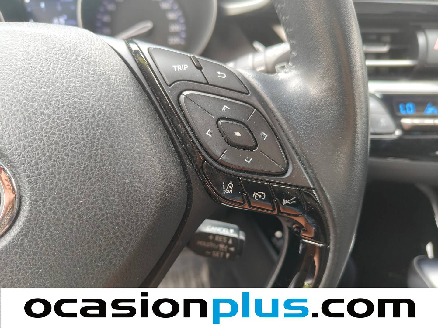 Acabados Toyota C-HR Toyota C-HR 1.8 125H Advance (122 CV)