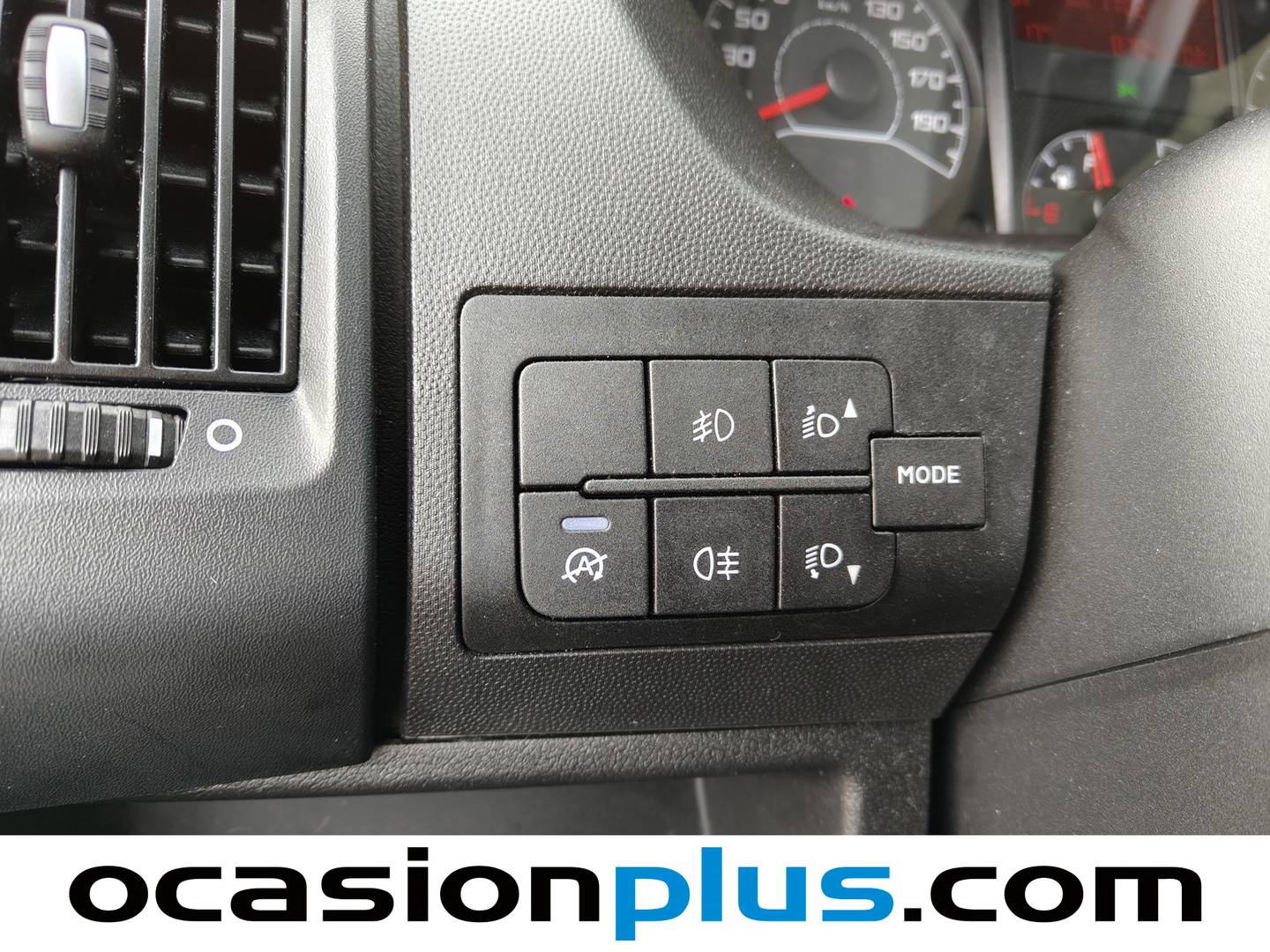 Foto Citroën Jumper Citroen Jumper BlueHDi 140 35 Heavy L4H3 (140 CV)