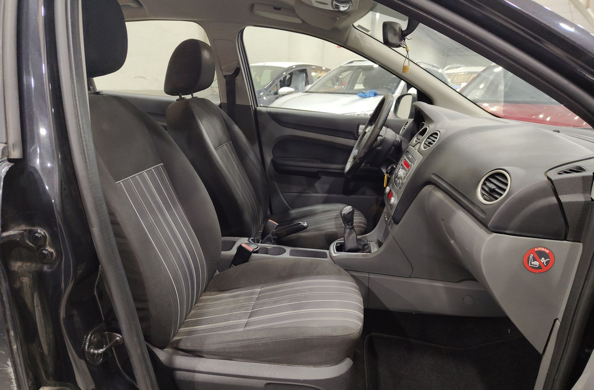 Ford Focus 1.6 TDCi Trend - foto 15