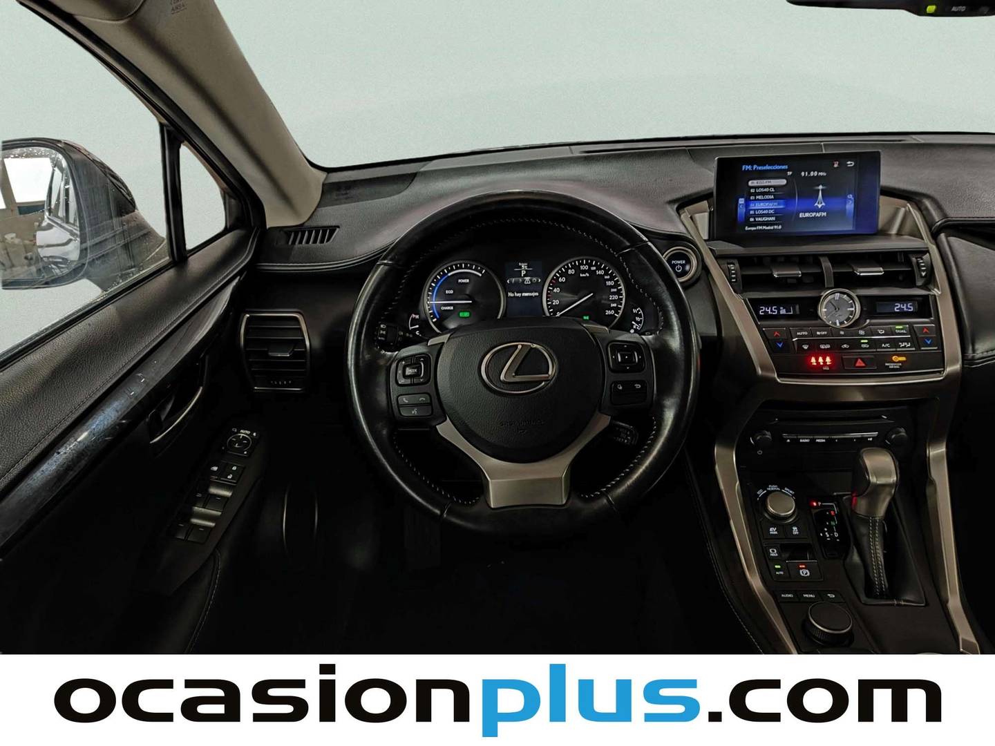 Foto Lexus NX Lexus NX 300h Corporate 2WD (197 CV)