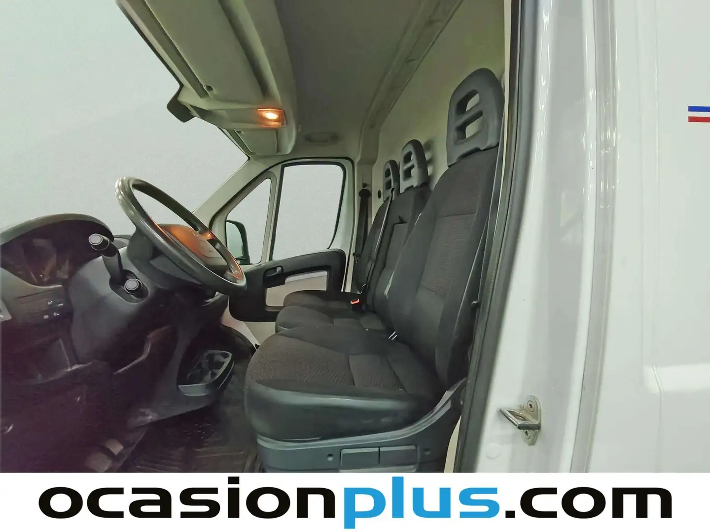 Foto Peugeot Boxer Peugeot Boxer Furgon BlueHDi 130 Pack 335 L2H2 (130 CV)