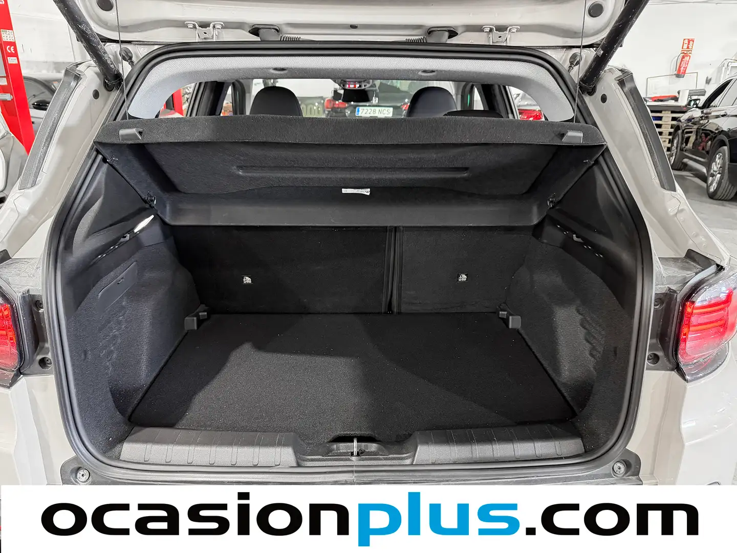 Foto Jeep Avenger Jeep Avenger 1.2 eHybrid Summit (100 CV)