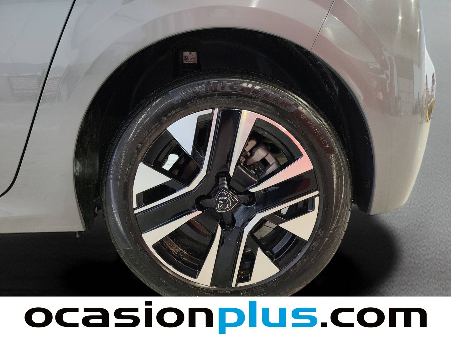 Peugeot 208 Peugeot 208 PureTech 100 Allure (100 CV) 2025