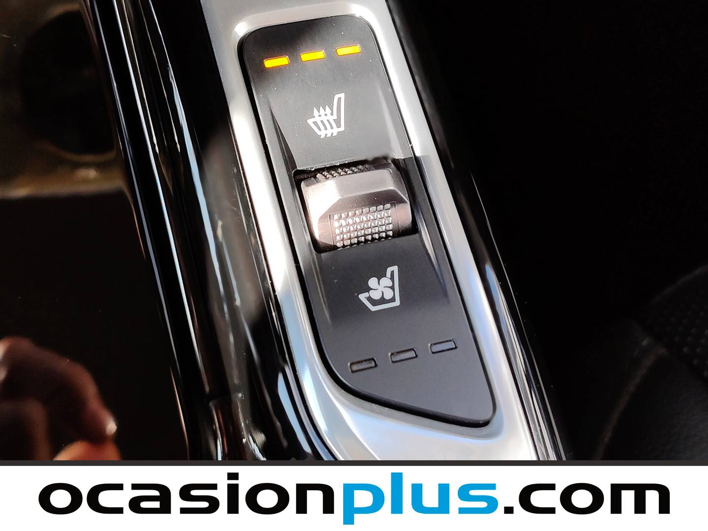 Acabados KIA Sorento KIA Sorento 1.6 T-GDi HEV Emotion Pack Advanced 4x2 (230 CV) 7 Plazas