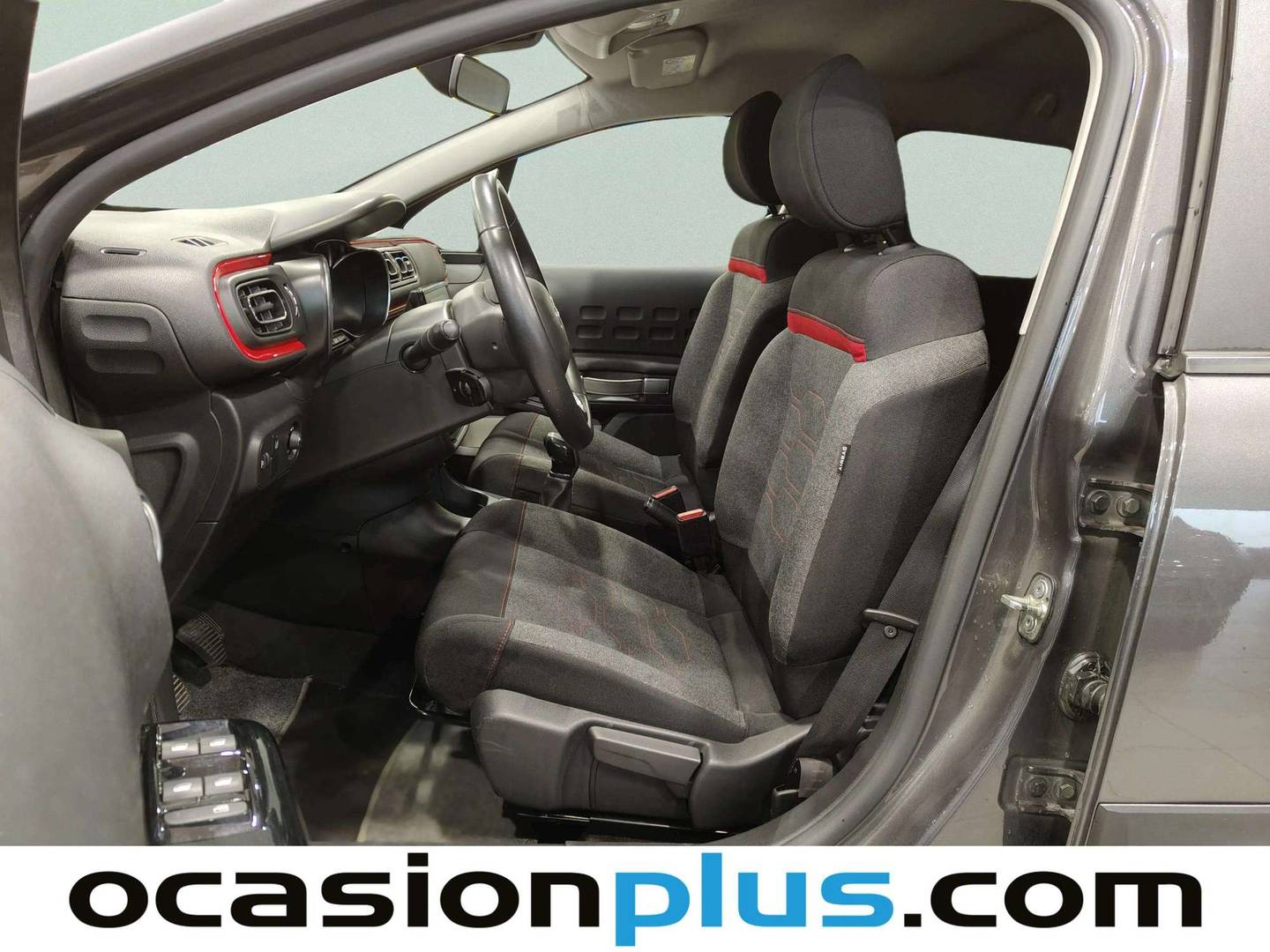 Foto asientos delanteros Citroën C3 Citroën C3 PureTech 82 Feel (83 CV)